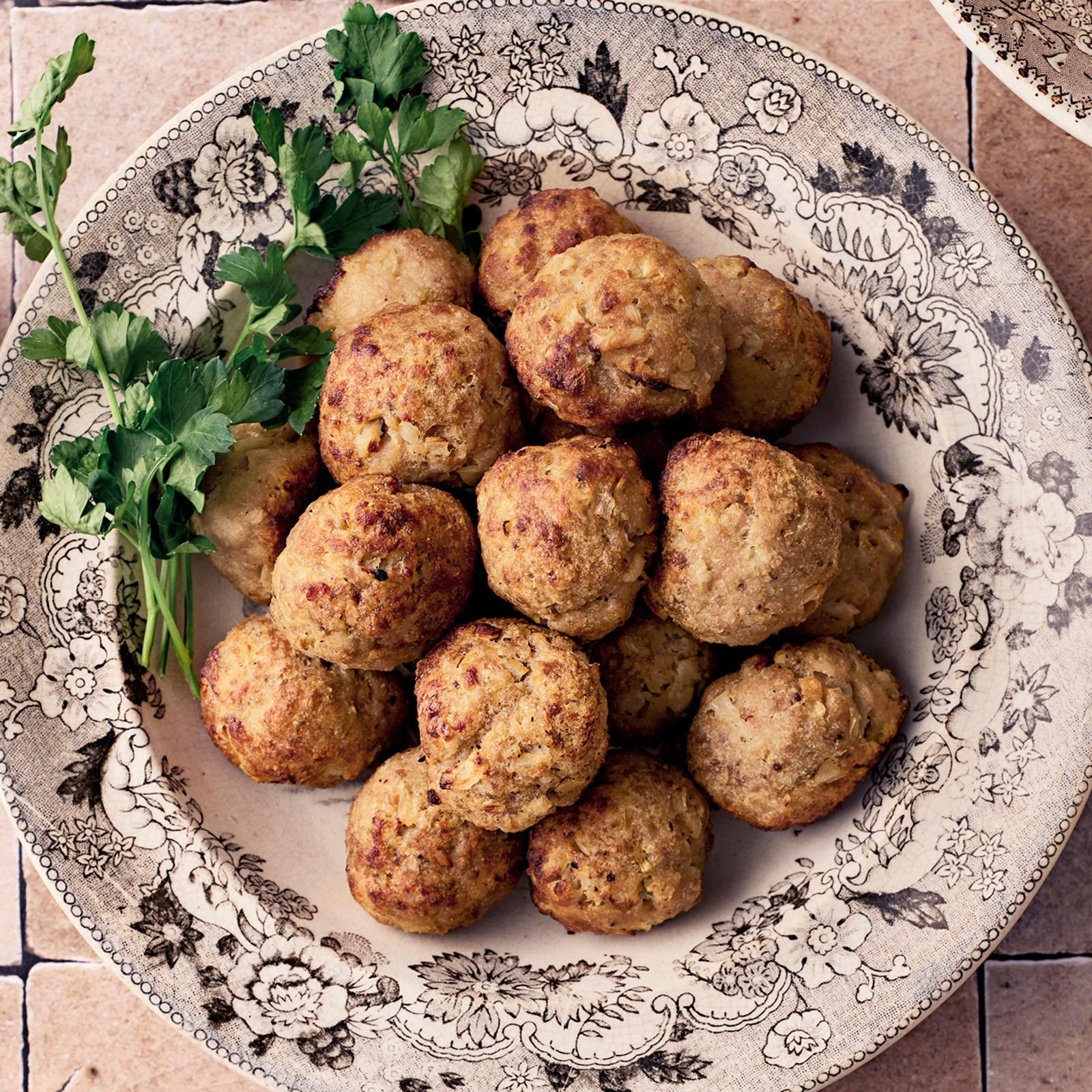 Kolmen aineksen lihapullat