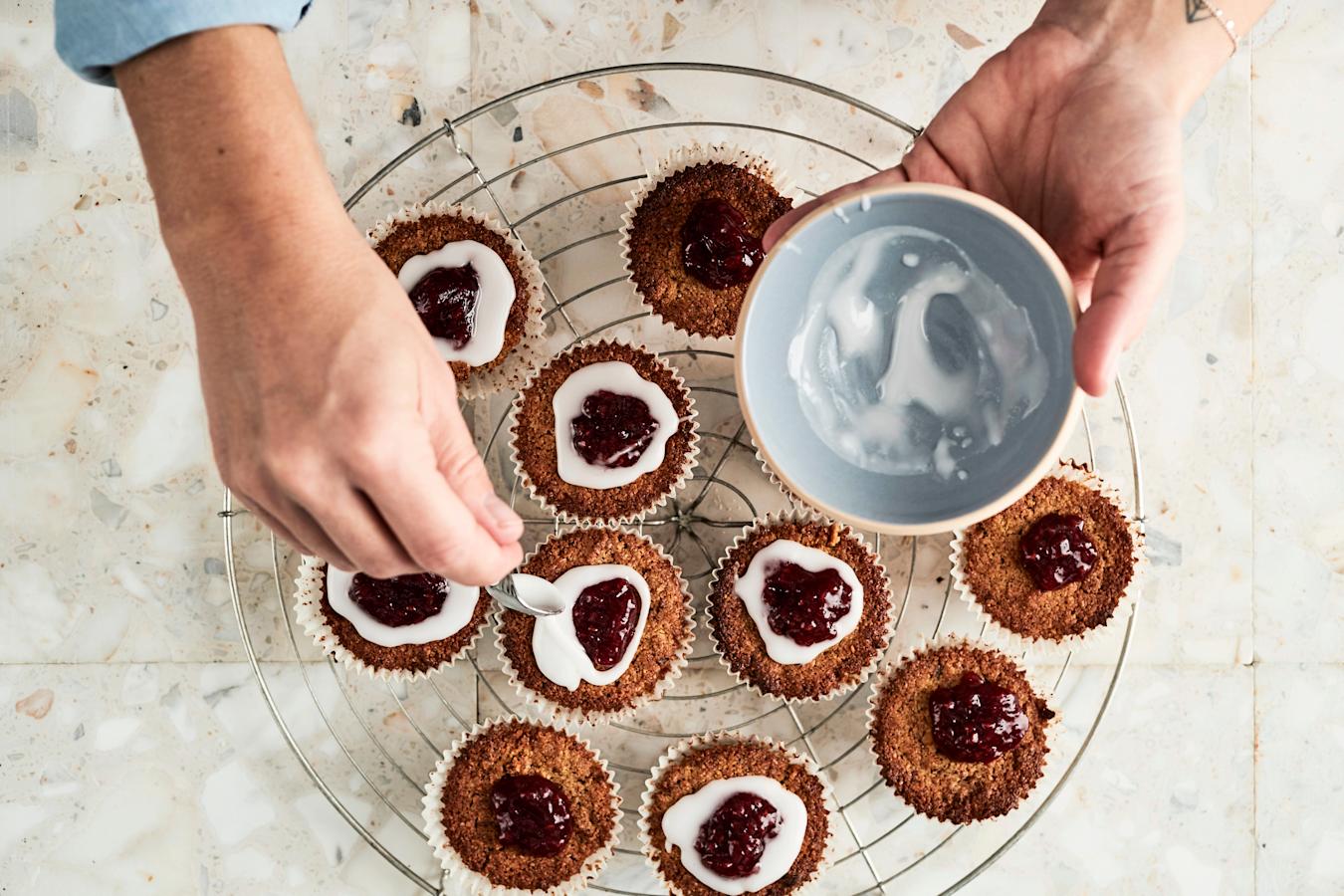 Gluteenittomat runebergintortut vaihe 4