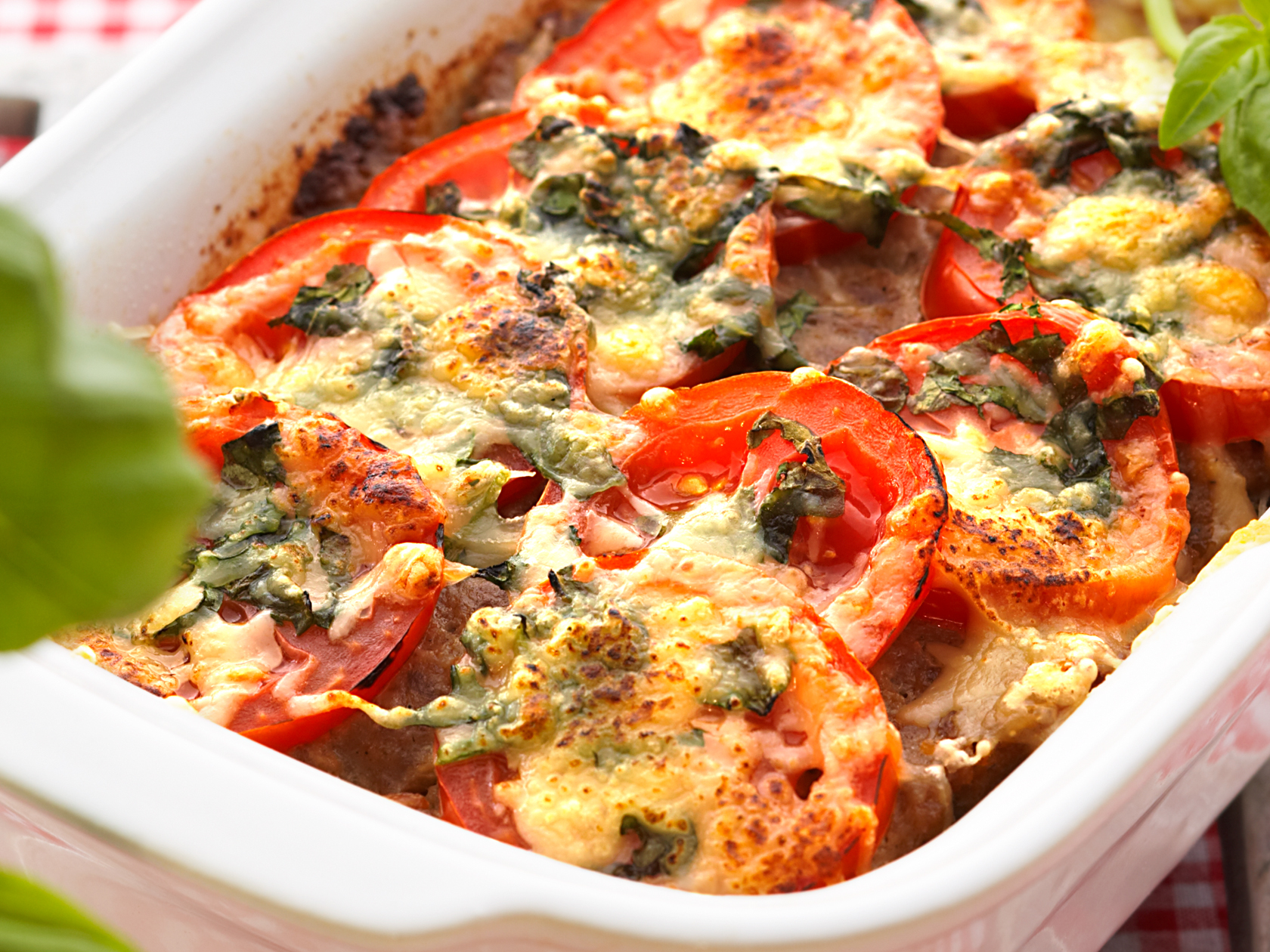 Tomaatti-palsternakkapaistos