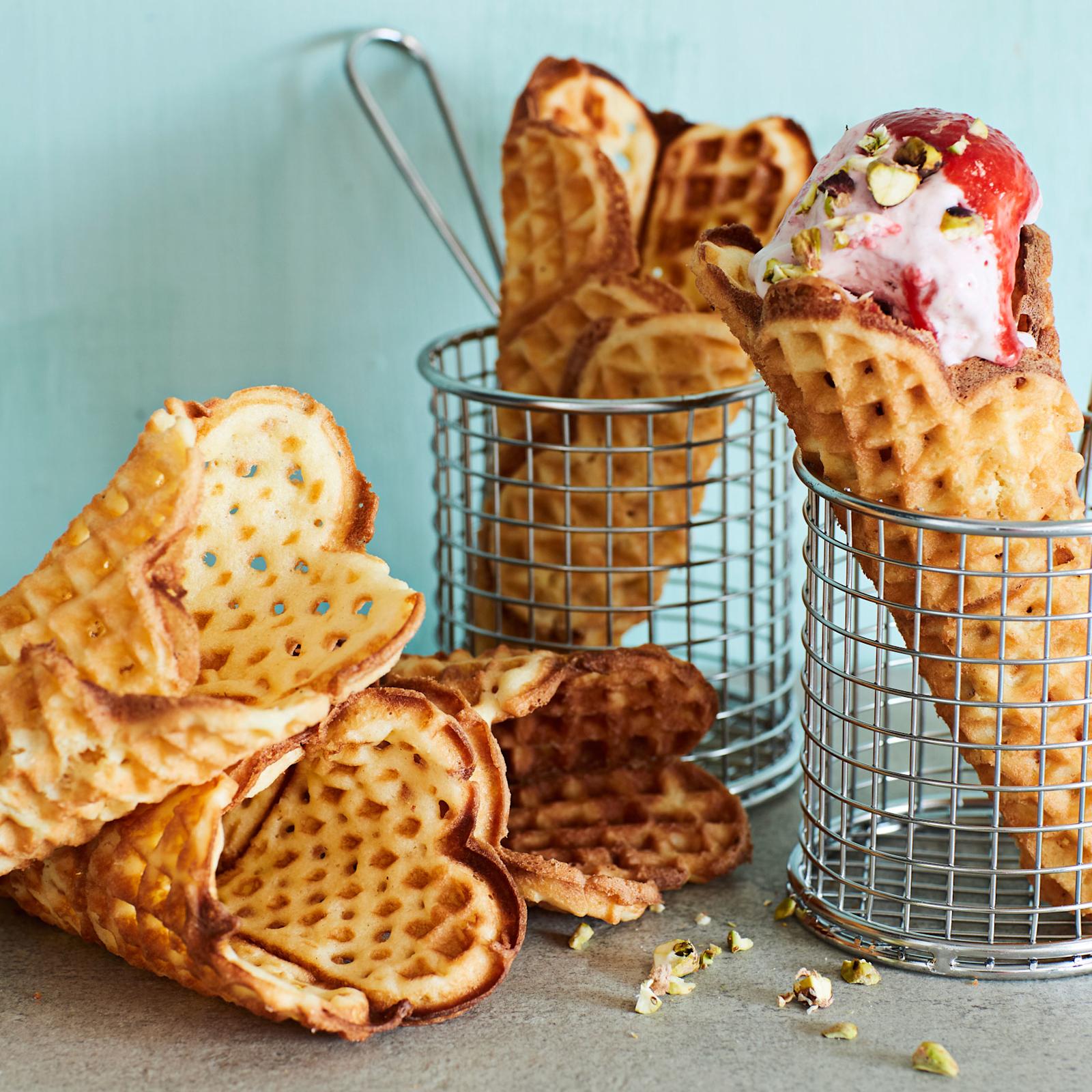 Itse tehdyt jäätelövohvelit