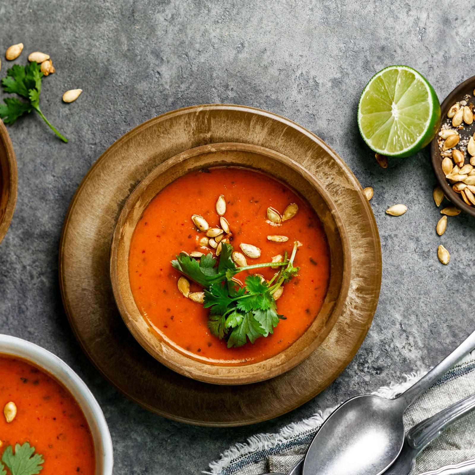 Mausteinen kurpitsasosekeitto