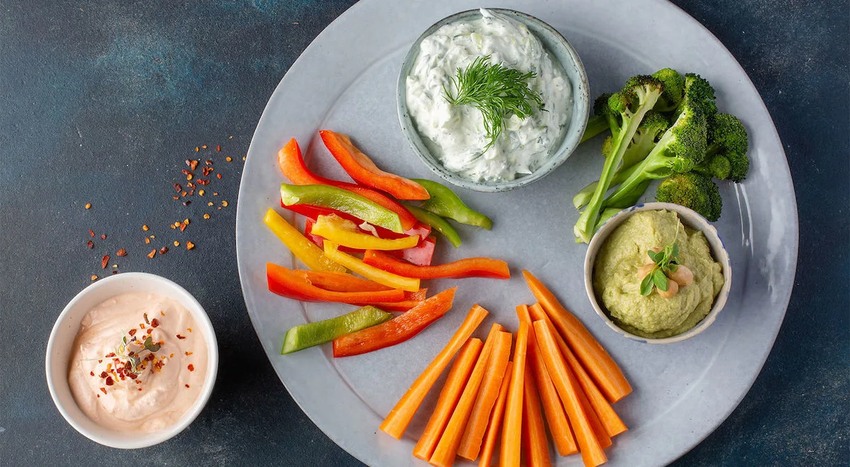 Kolme terveellistä dippiä