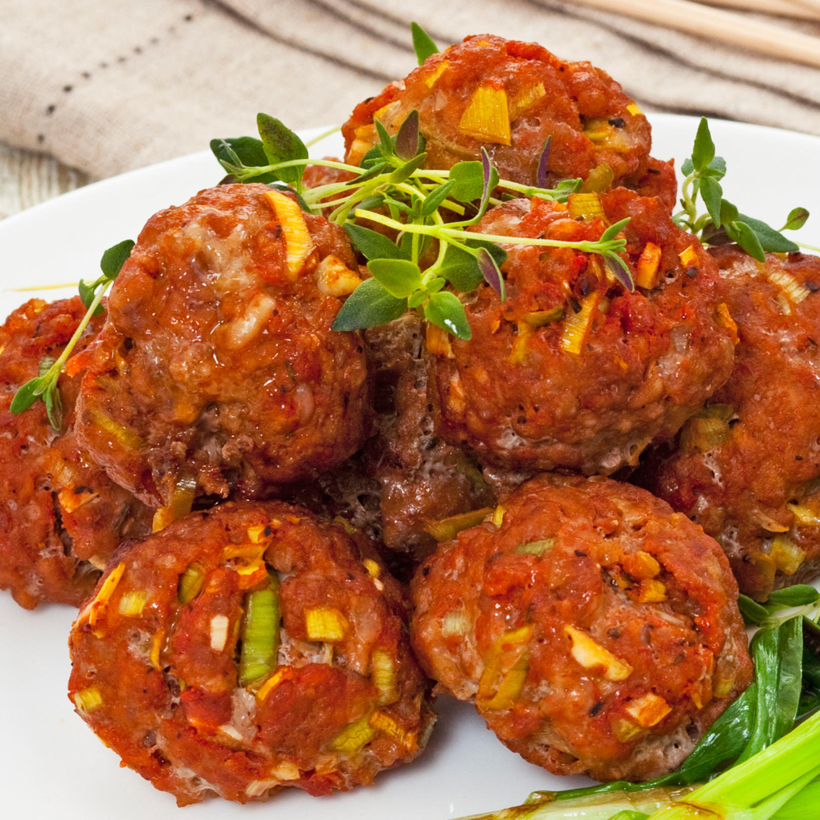 Pienet tapaslihapullat