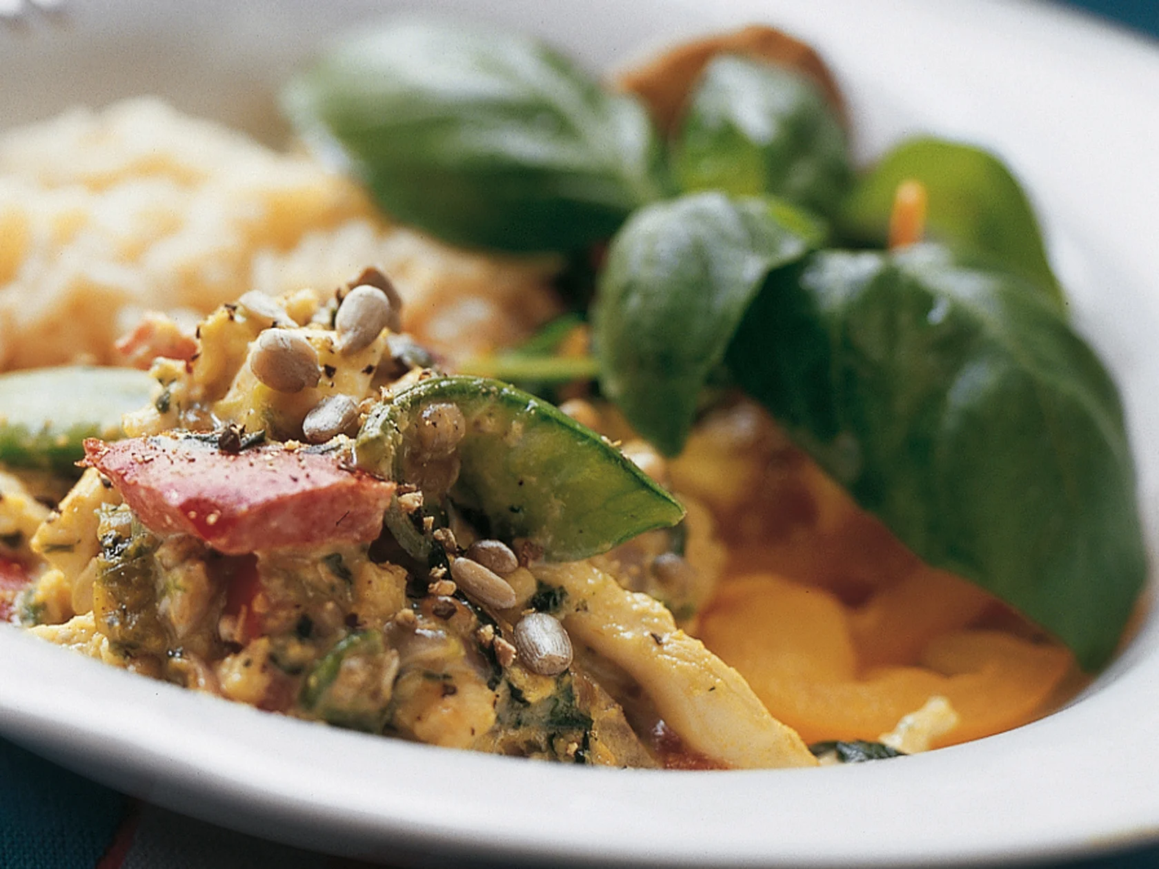 Kreikkalainen kana-kasviskastike