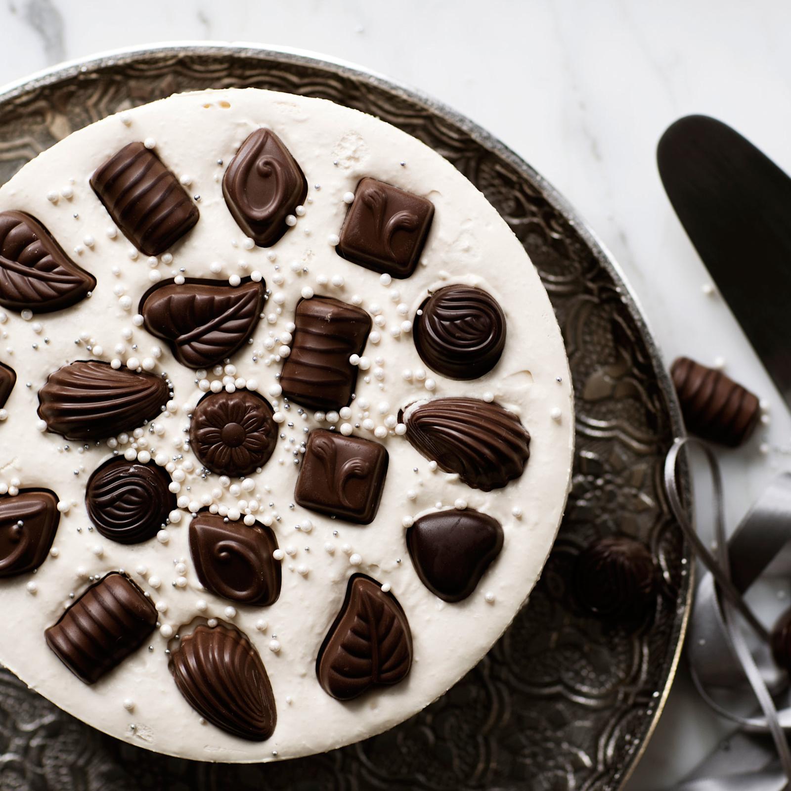 Kinuskinen konvehtikakku