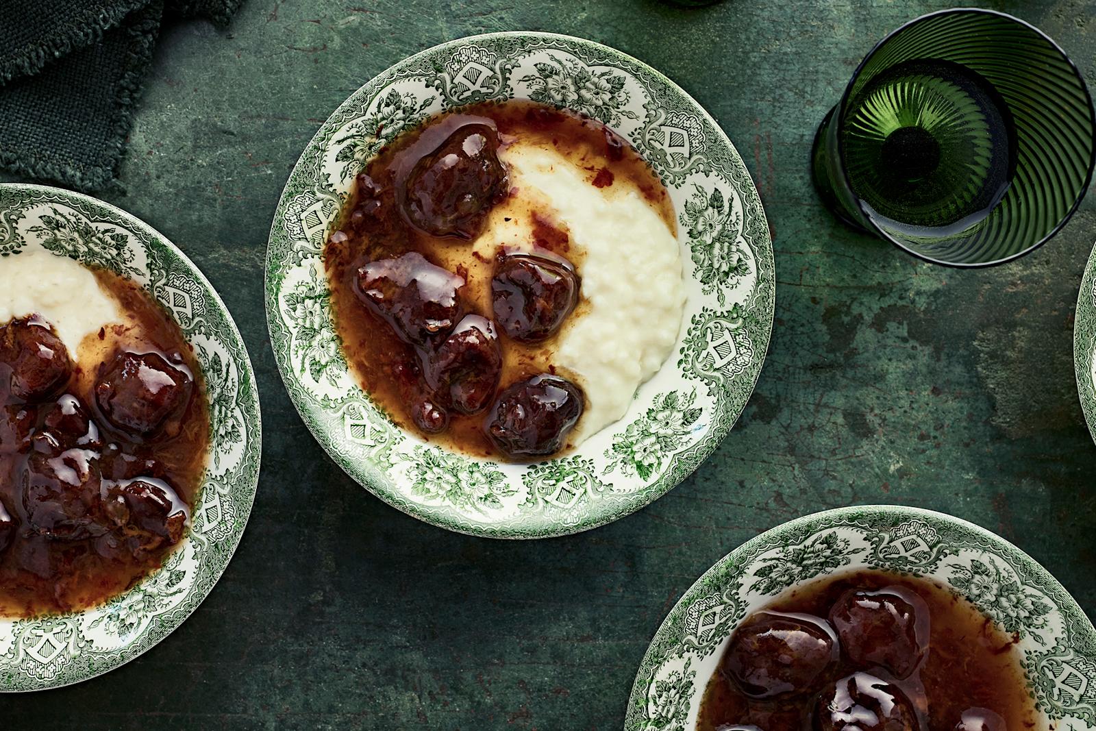 Luumukiisseli ja riisipuuroa