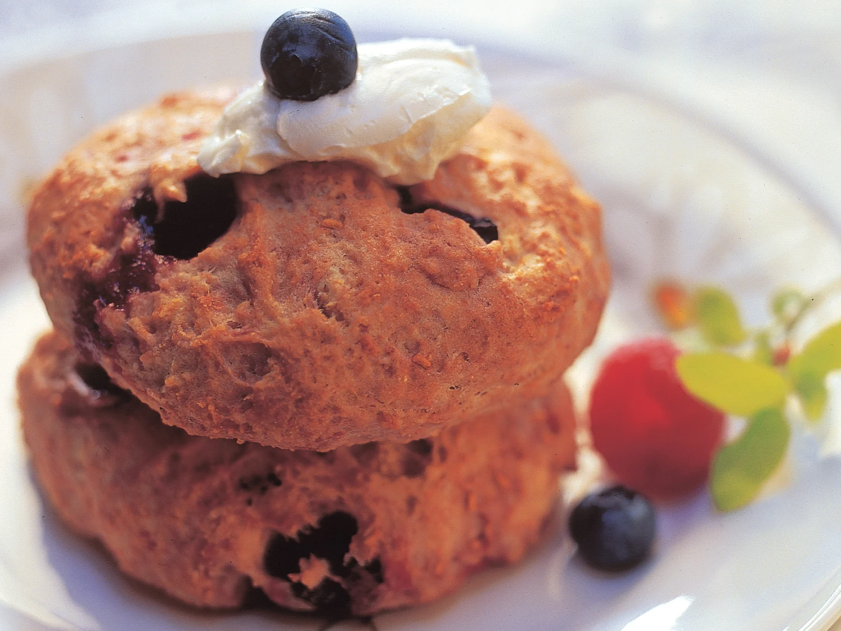 Marjaiset teeleivät