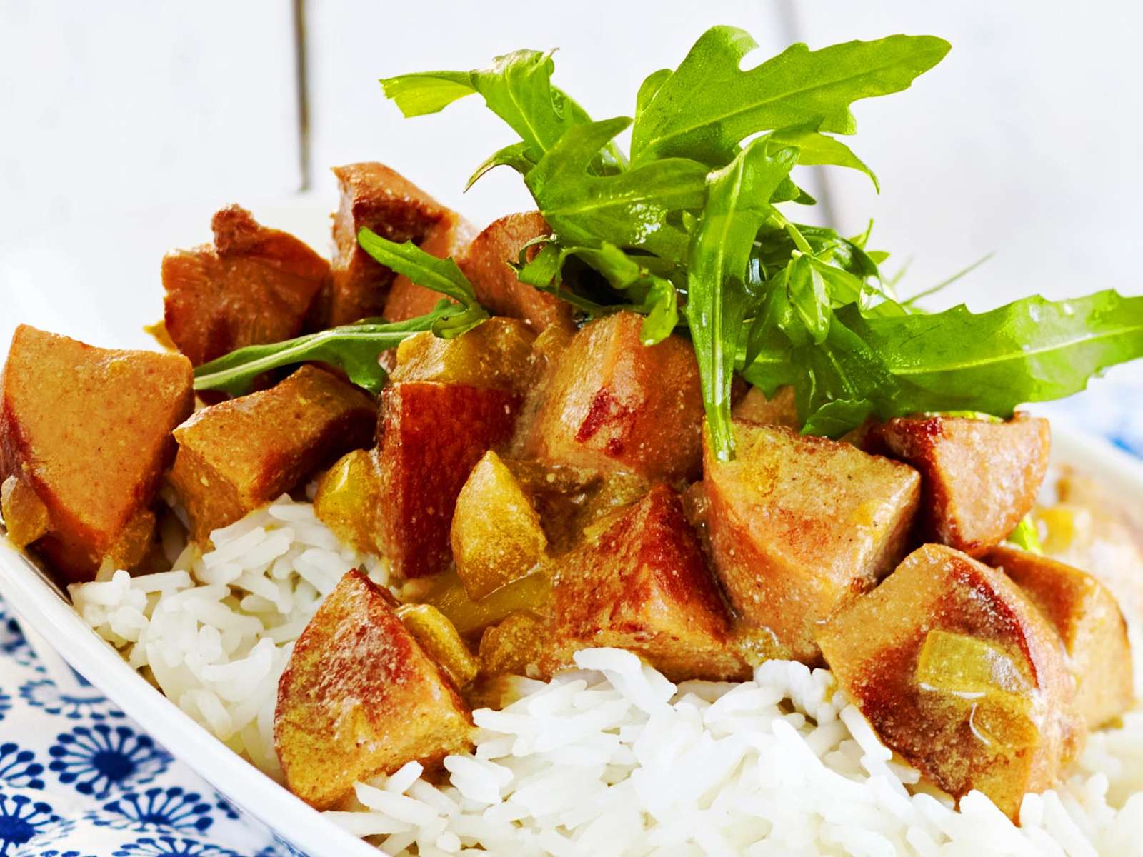 Makkaracurry