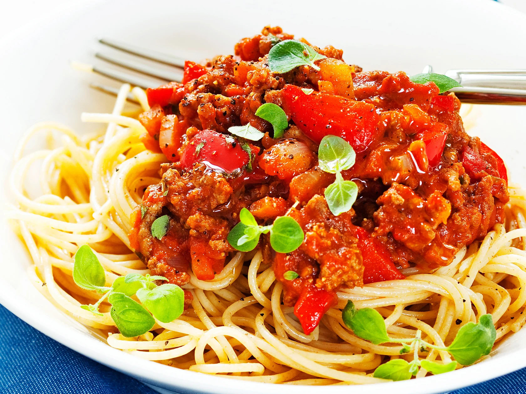 Nopea jauhelihakastike