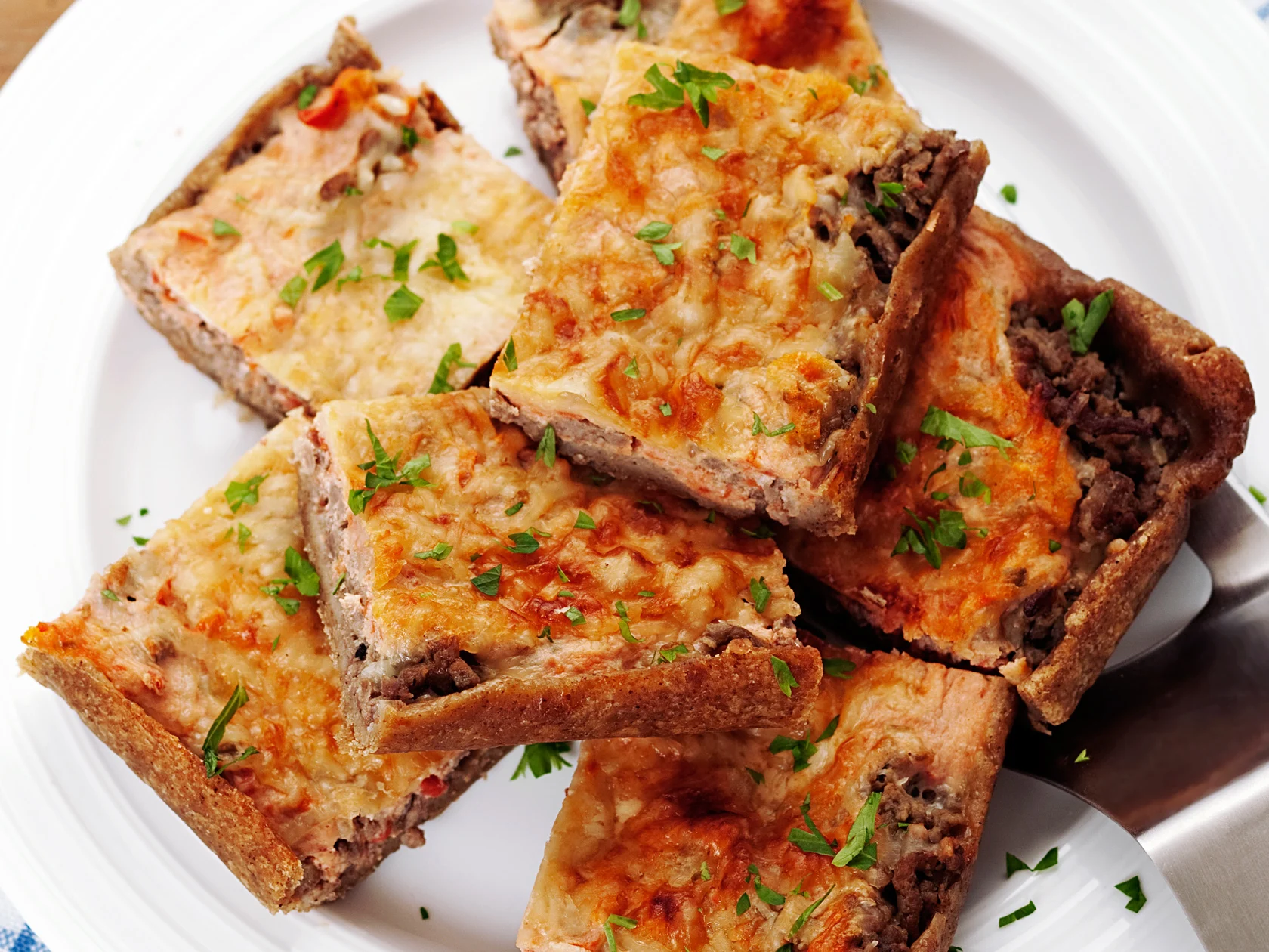 Jauhelihalevypiirakka