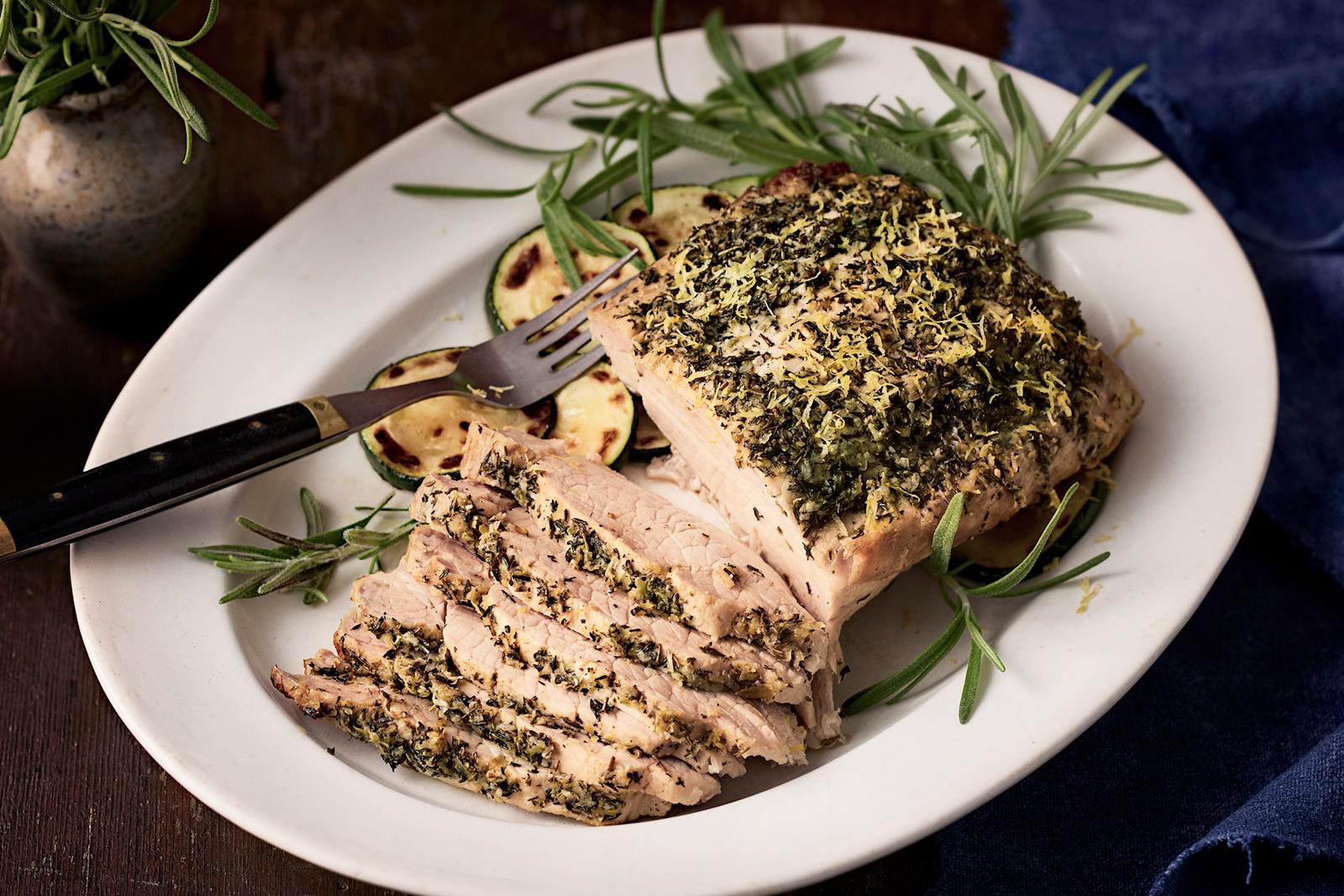 Murea porsaan ulkofilee uunissa yrttikuorrutuksella