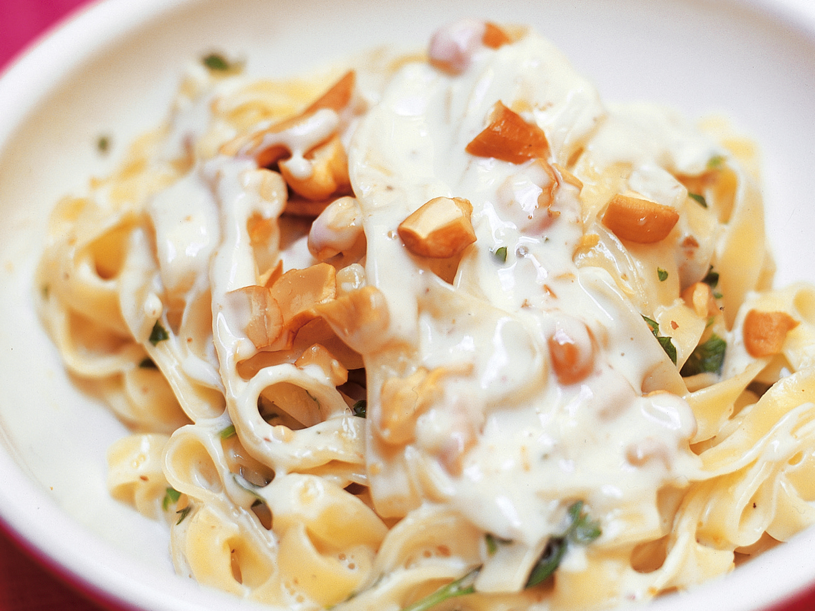 Juusto-pähkinäpasta