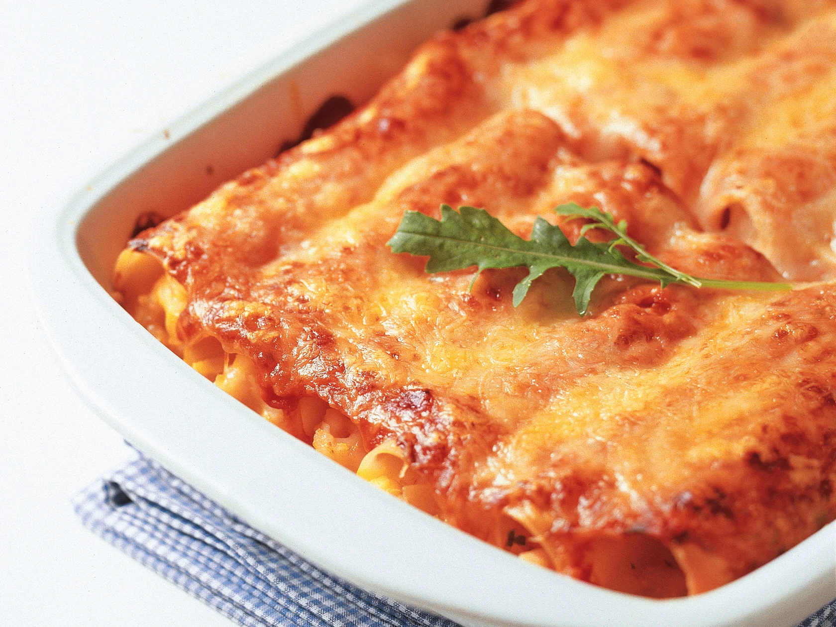 Katkaraputäytteiset cannellonit