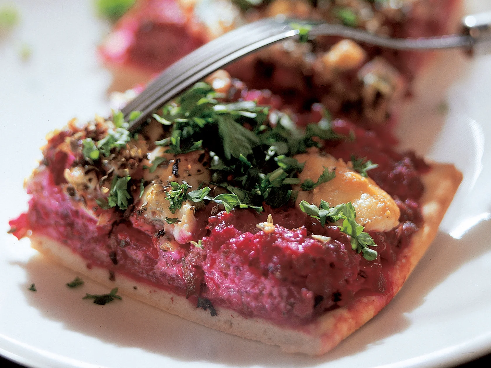 Punajuuri-jauhelihapizza