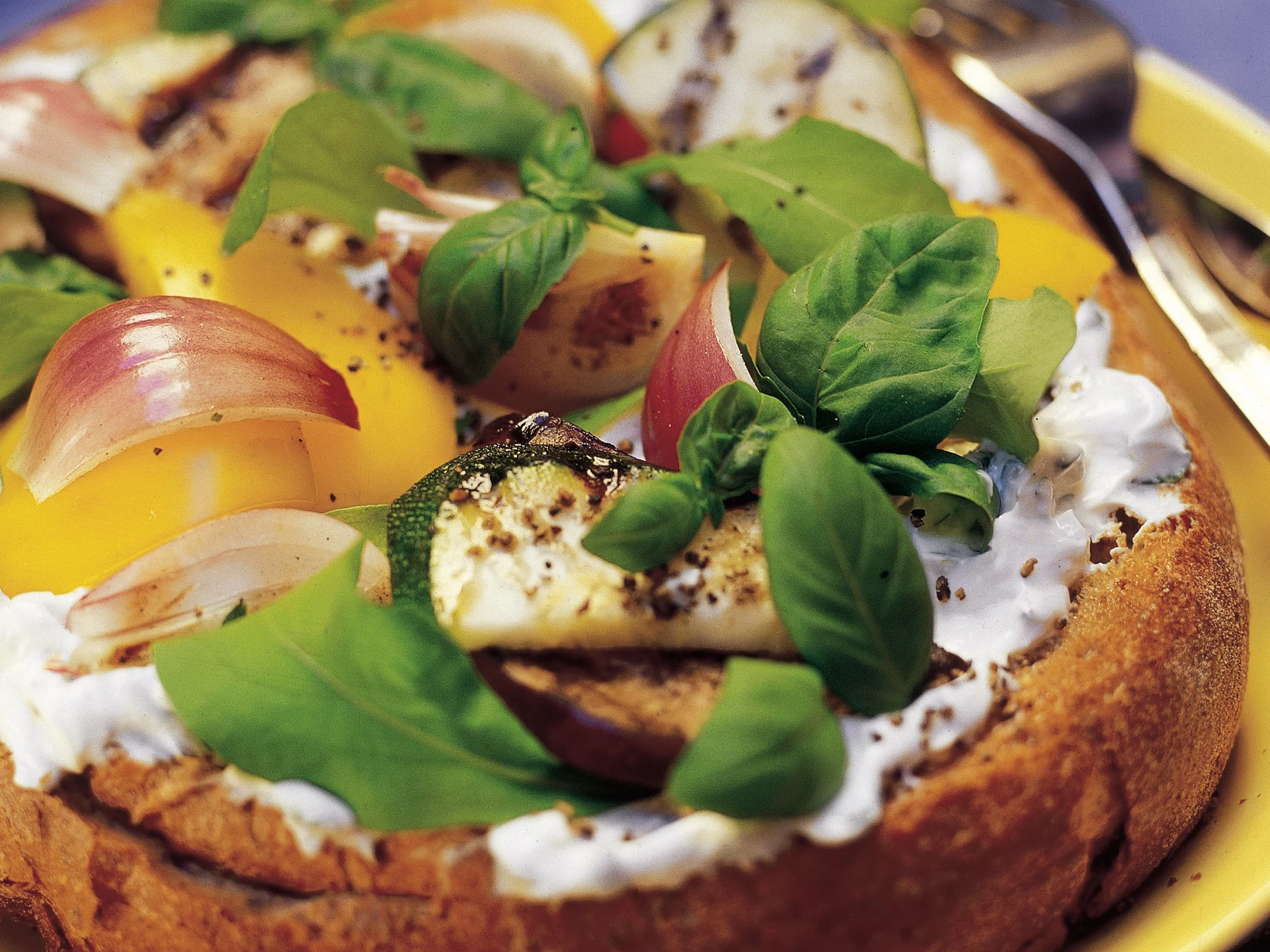 Isot kasvisbruschettat