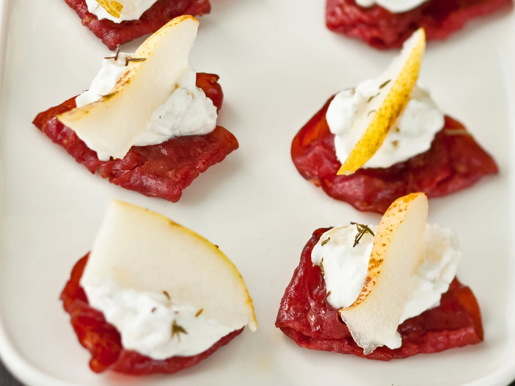 Porosipsit ja päärynä-juustotahna