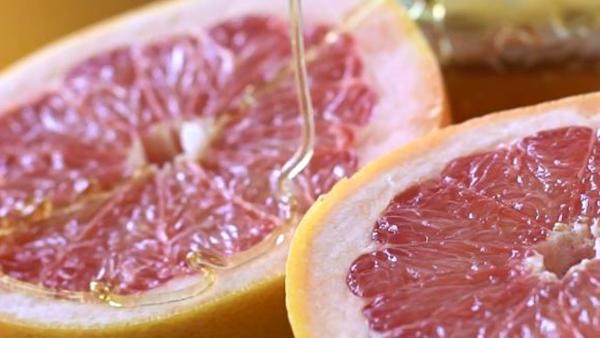 Uunissa paahdettu verigreippi