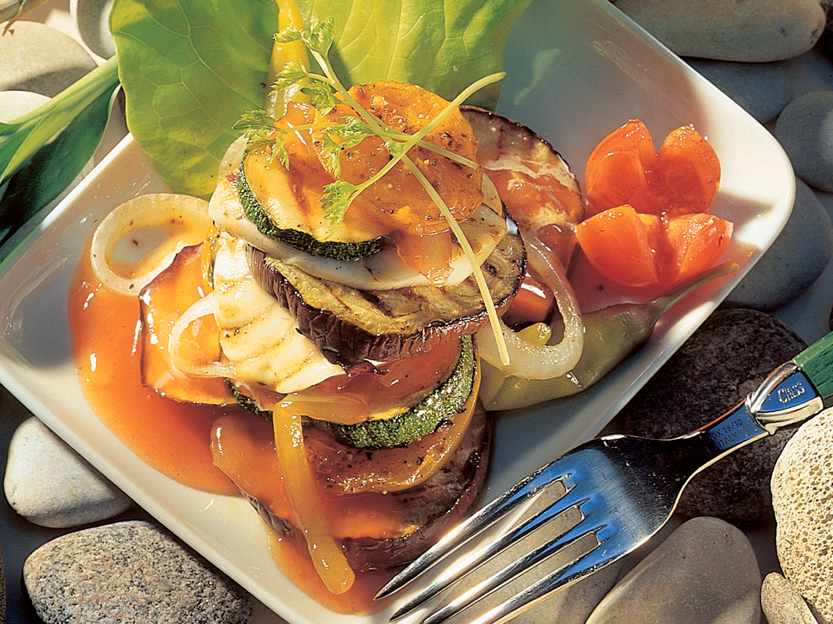 Grillattu kasvistorni