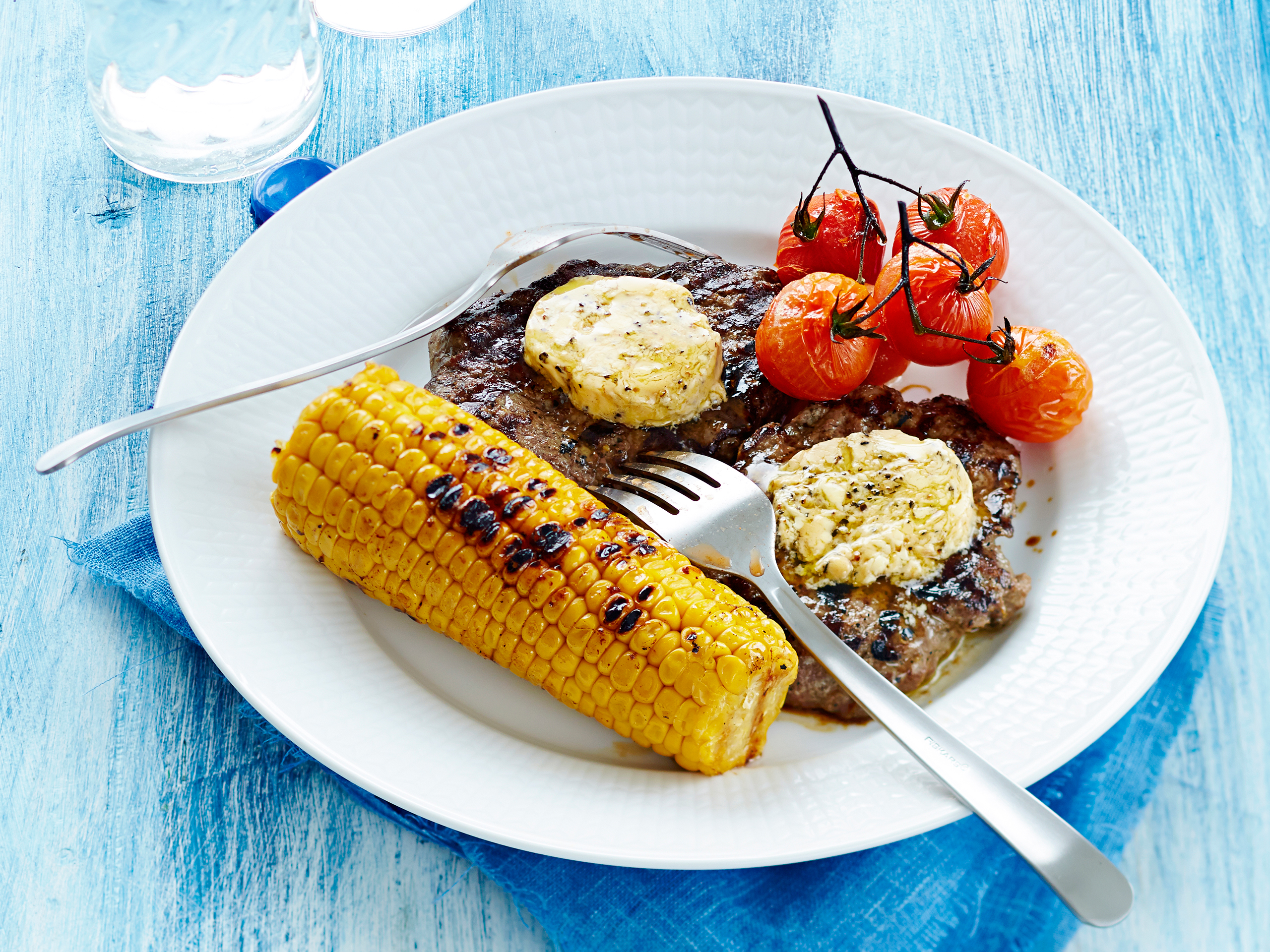 Grillipihvit ja pippurilevite