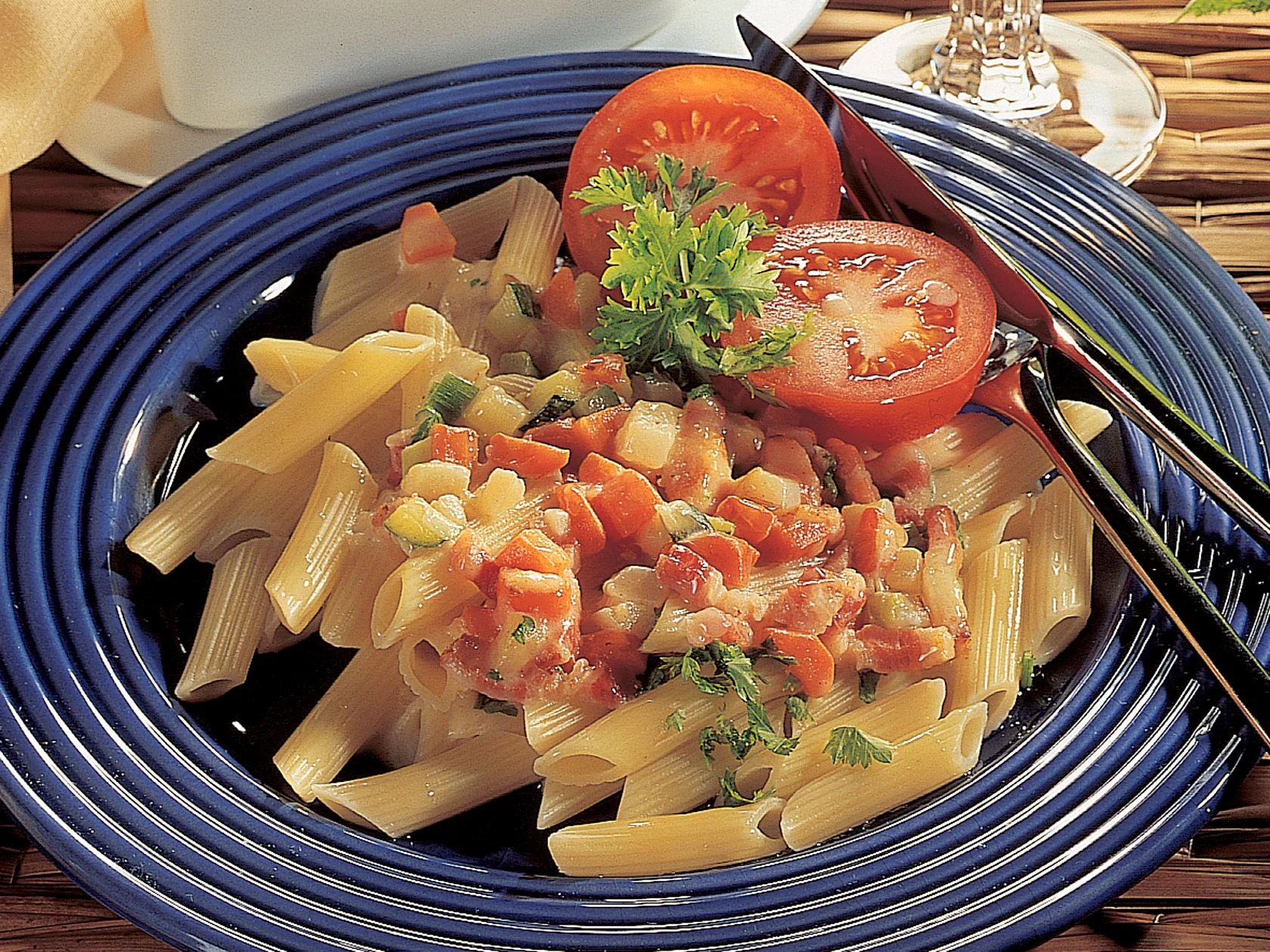 Kinkkukastike esimerkiksi perunalle