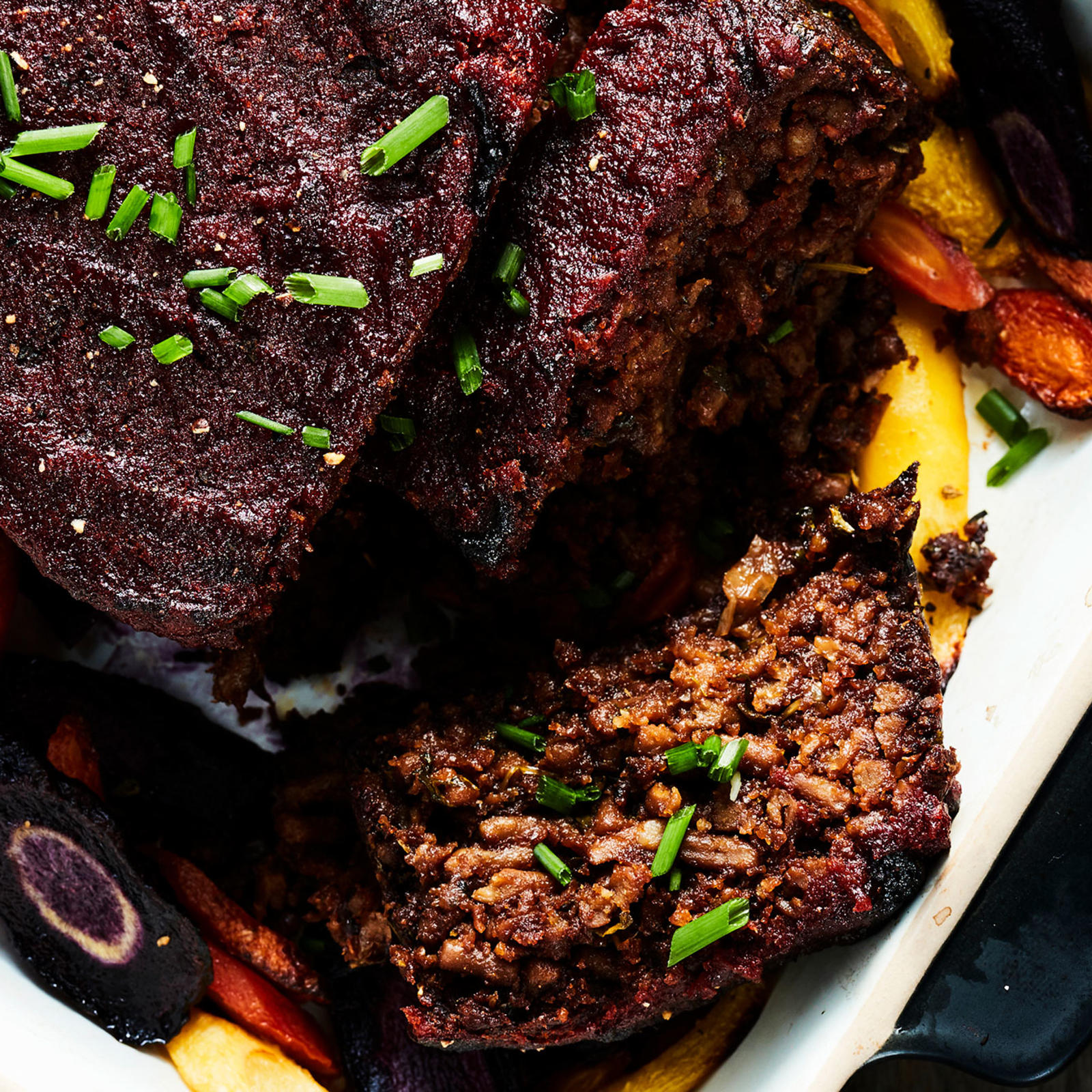 Kaurajauhismureke ja väriporkkanat