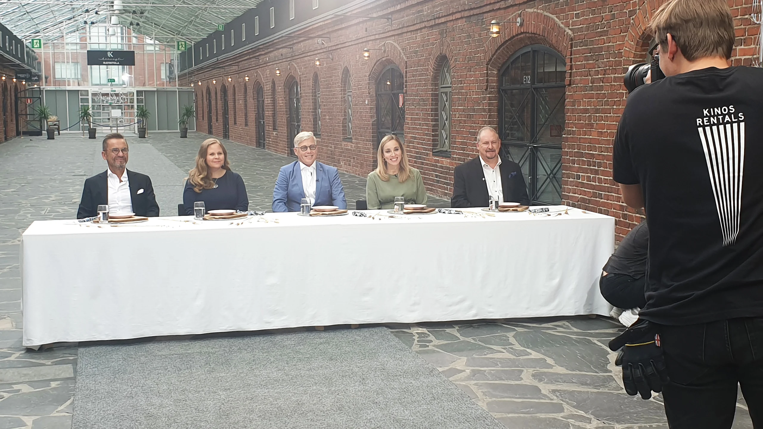 Yhteishyvä oli paikalla, kun Suomalainen Menestysresepti -ohjelman finaalia kuvattiin Helsingin Katajanokalla.