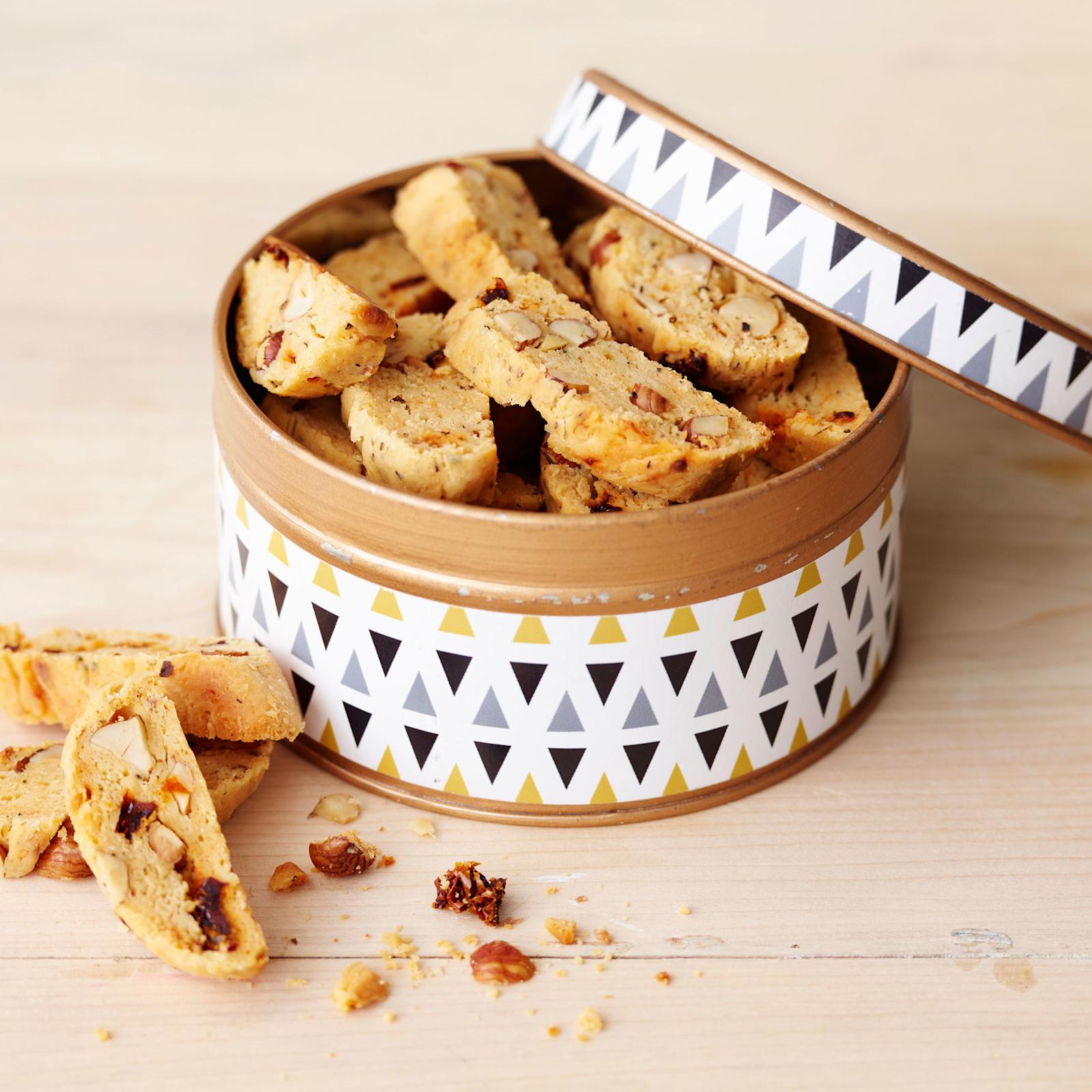 Rapeat parmesaanikeksit