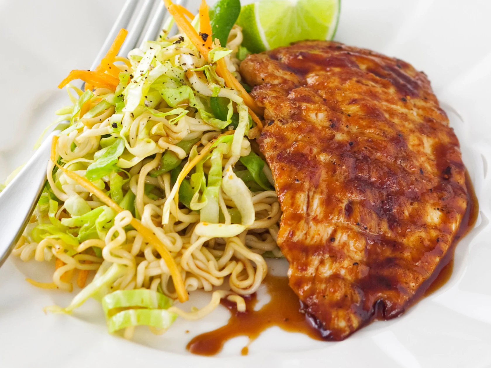 Viskiglaseeratut broilerinleikkeet