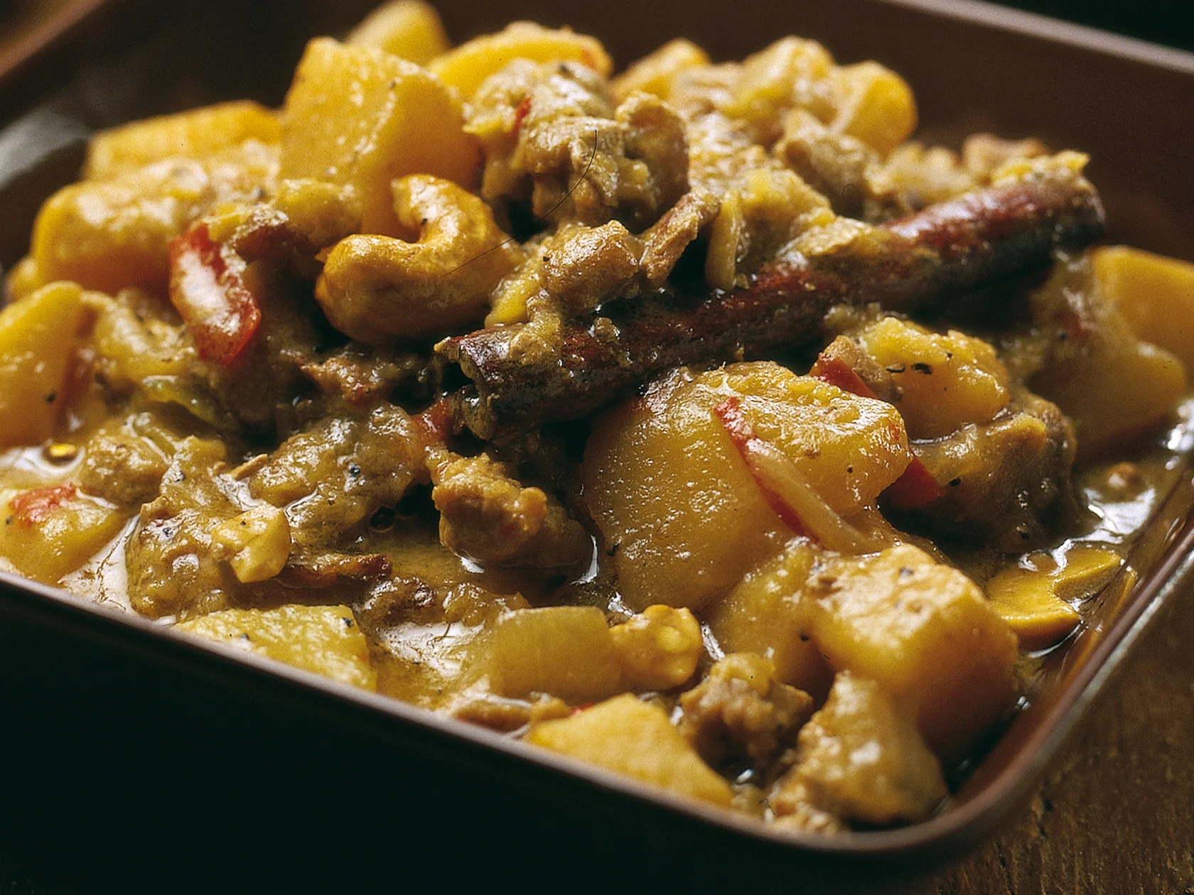 Inkivääriporsasta kookosmaidossa