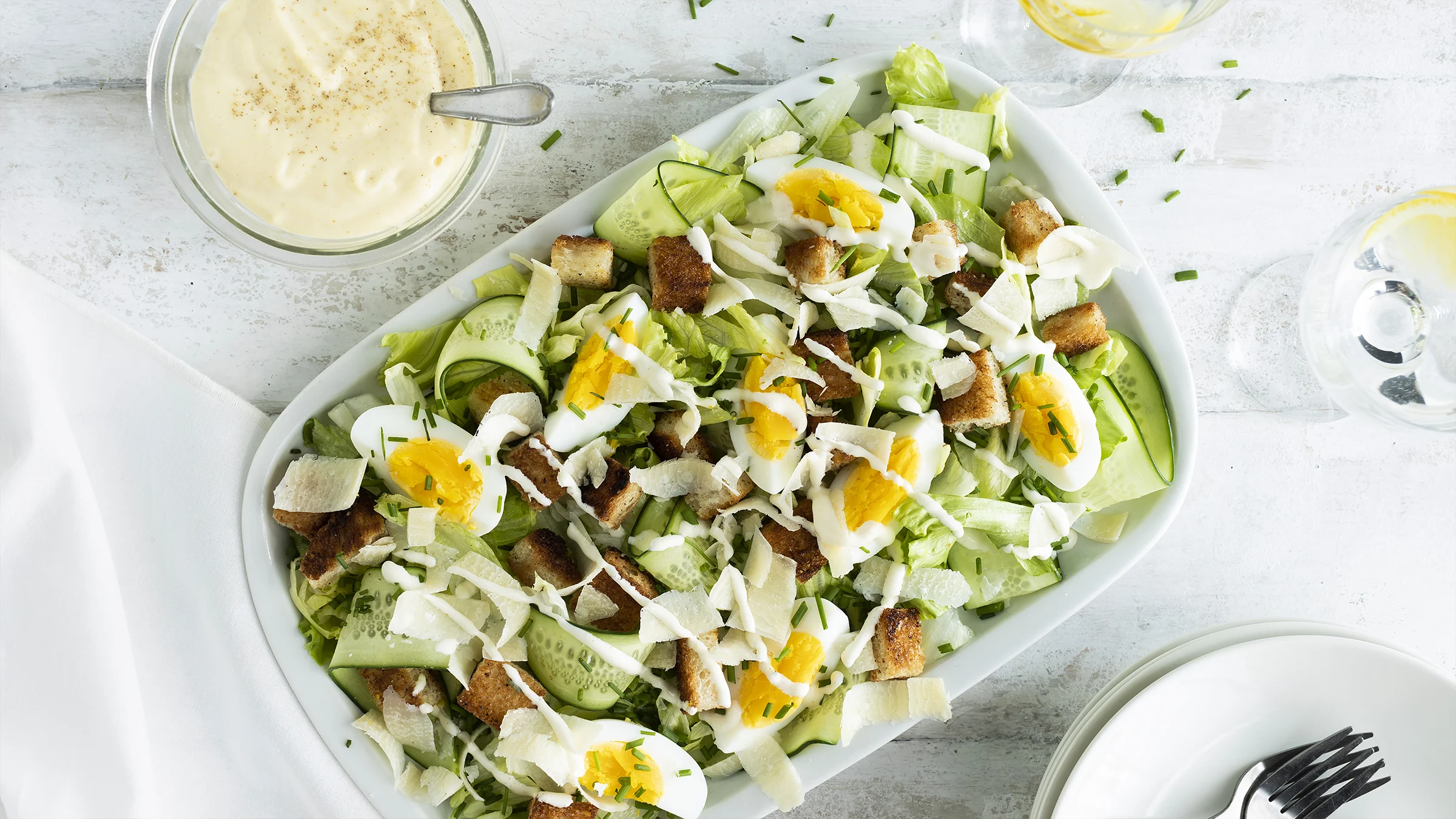 Caesarinan kesäsalaatti