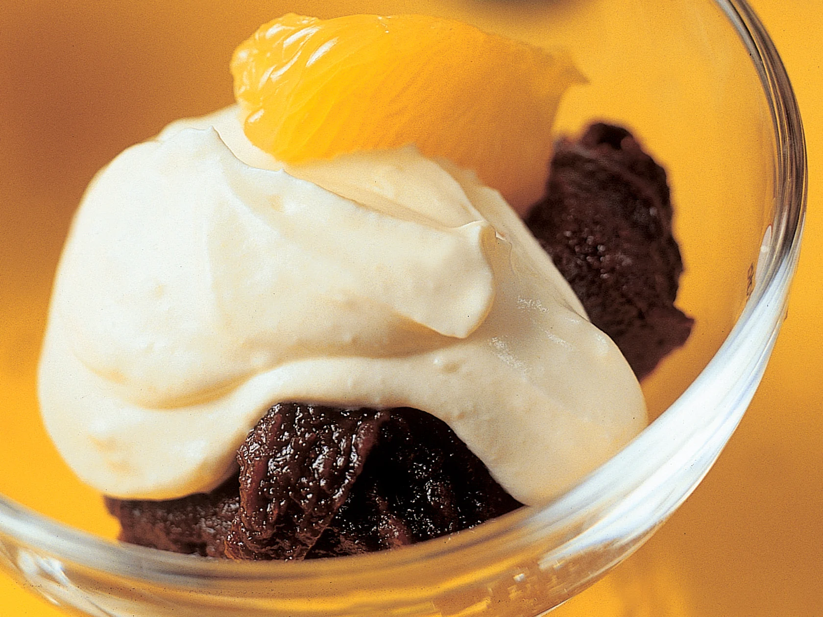 Mämmiä ja appelsiinivaahtoa