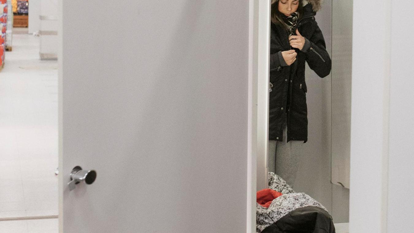 Yö on osalle paras aika ostaa vaatteita.