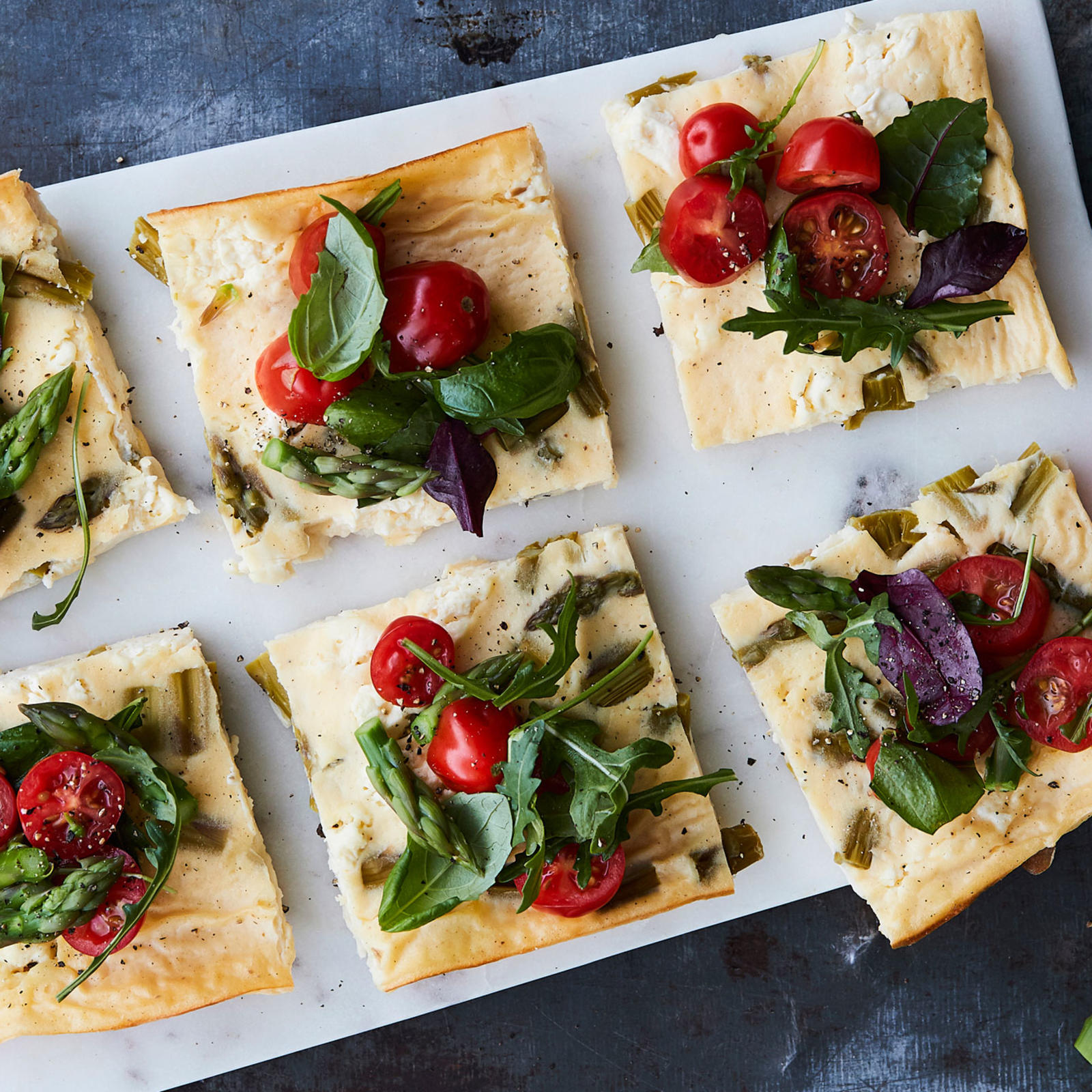 Pohjaton parsa-fetapiirakka