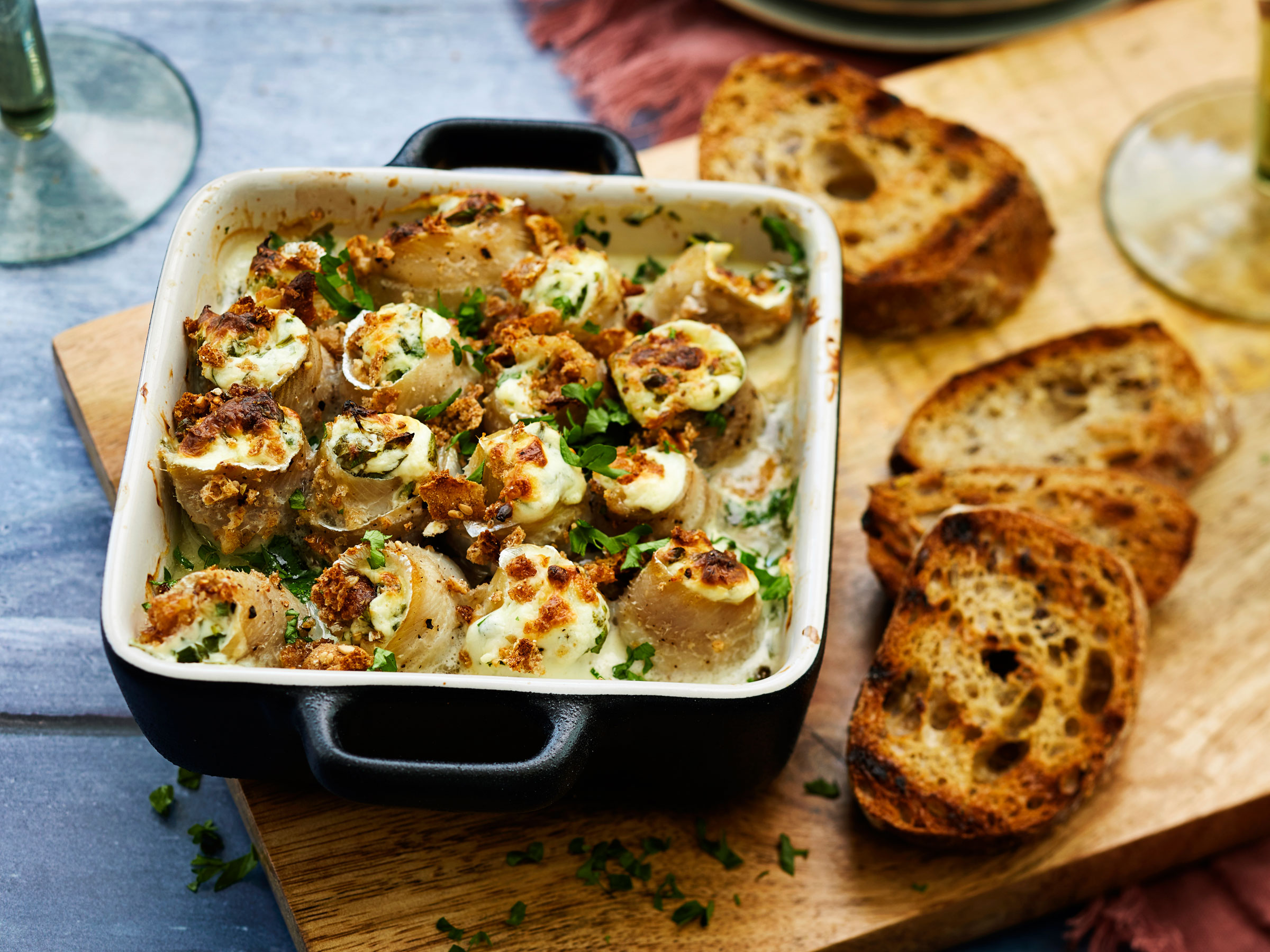 Yrtti-valkosipulisilakat