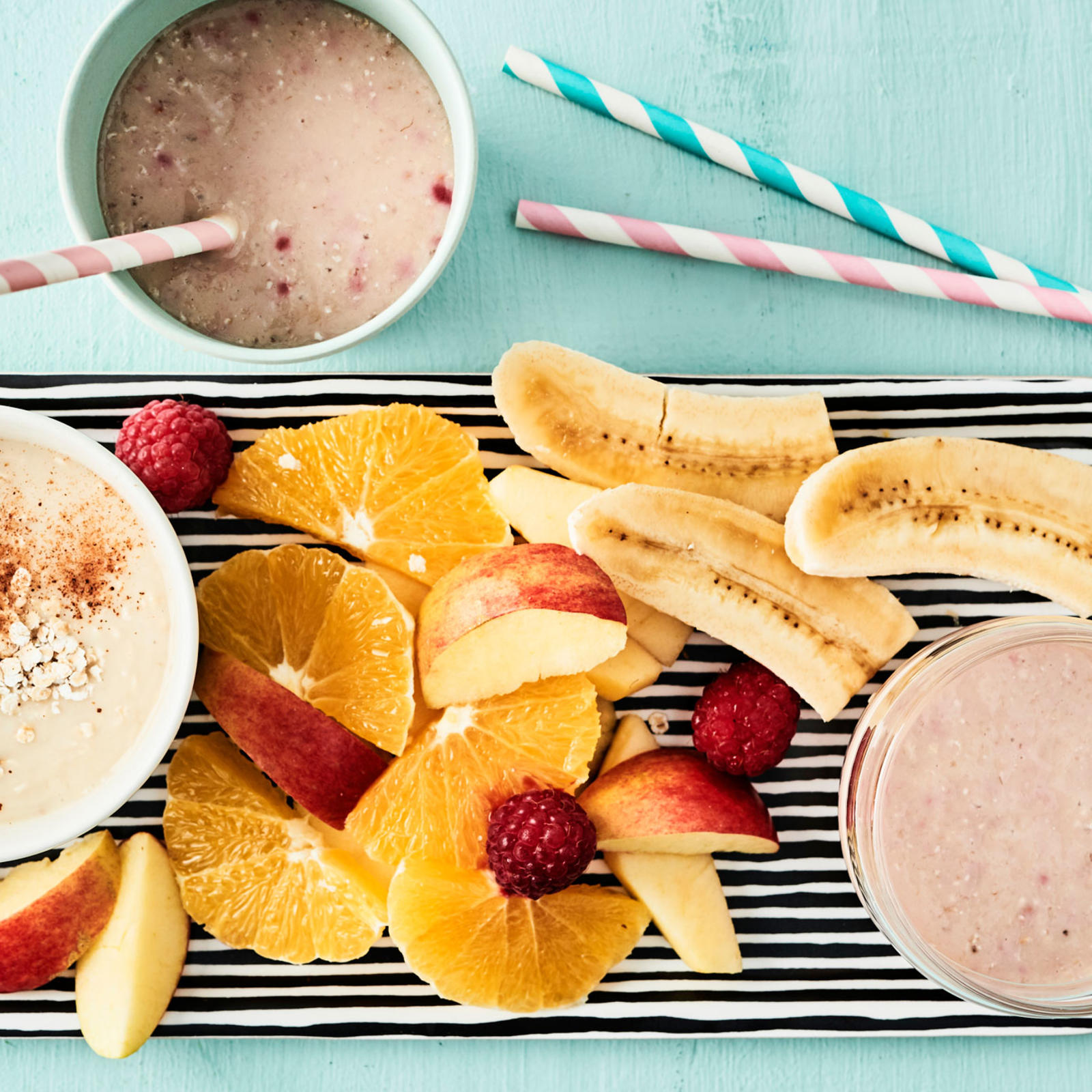 Hedelmälautanen ja kauradippi