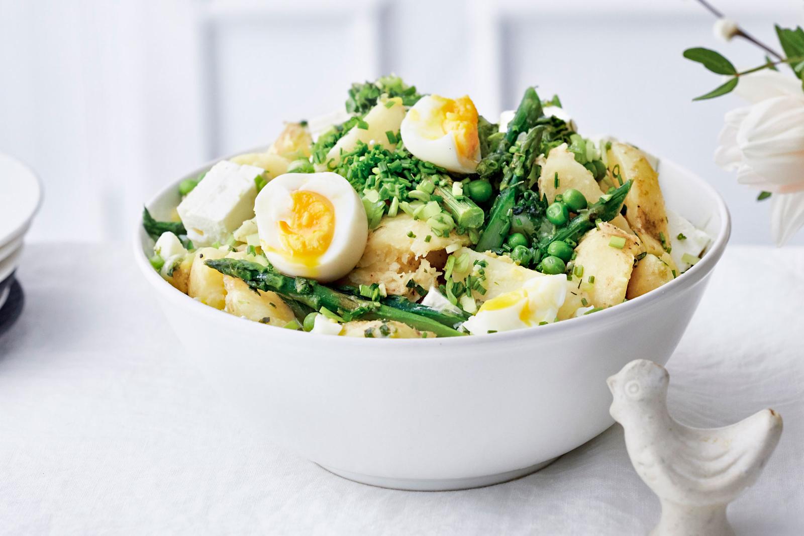 Kotijuusto-perunasalaatti