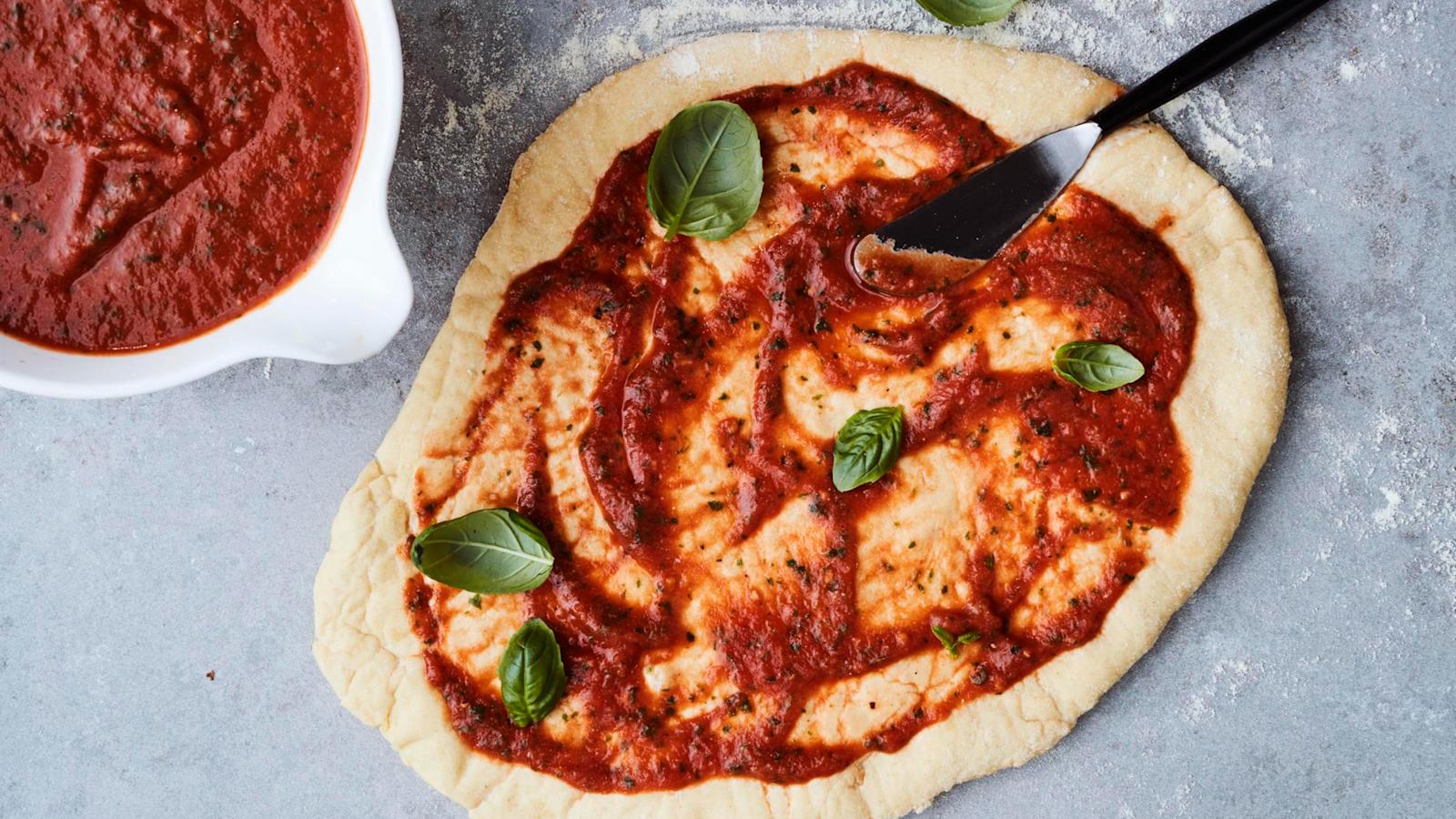 Keittämättä valmis pizzakastike