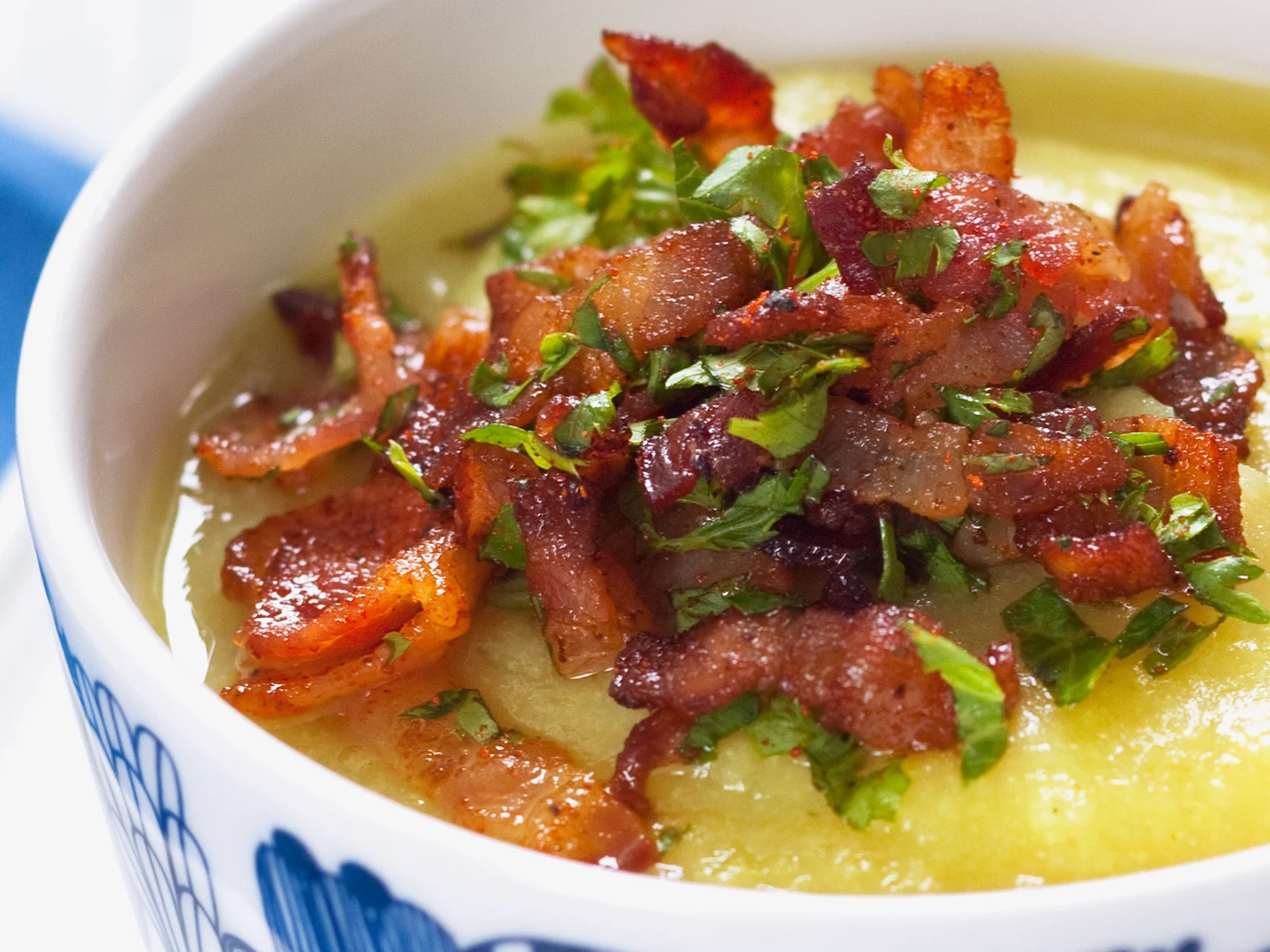 Kukkakaalikeitto pekoni