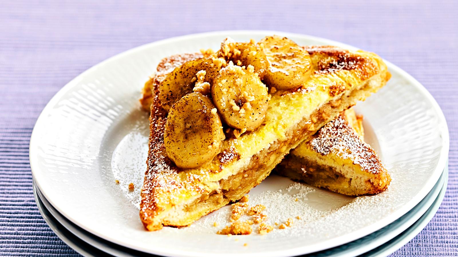 Banaani-suolapähkinätoastit