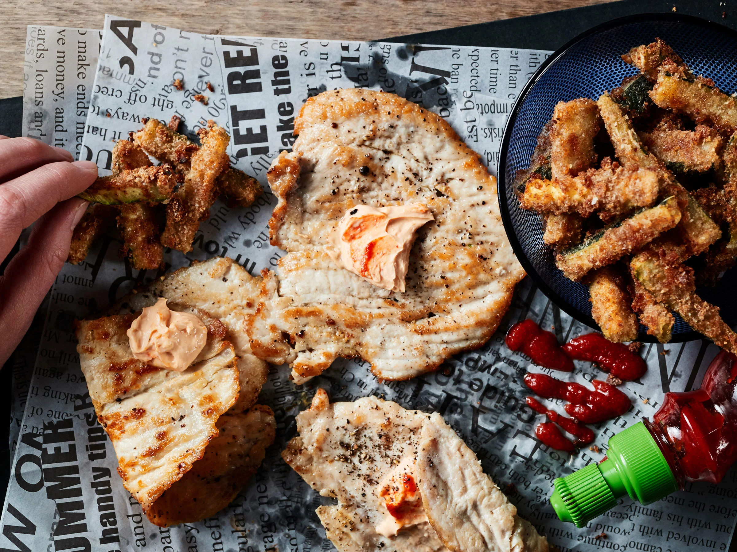 Broilerilehtipihvit ja kesäkurpitsaranskikset