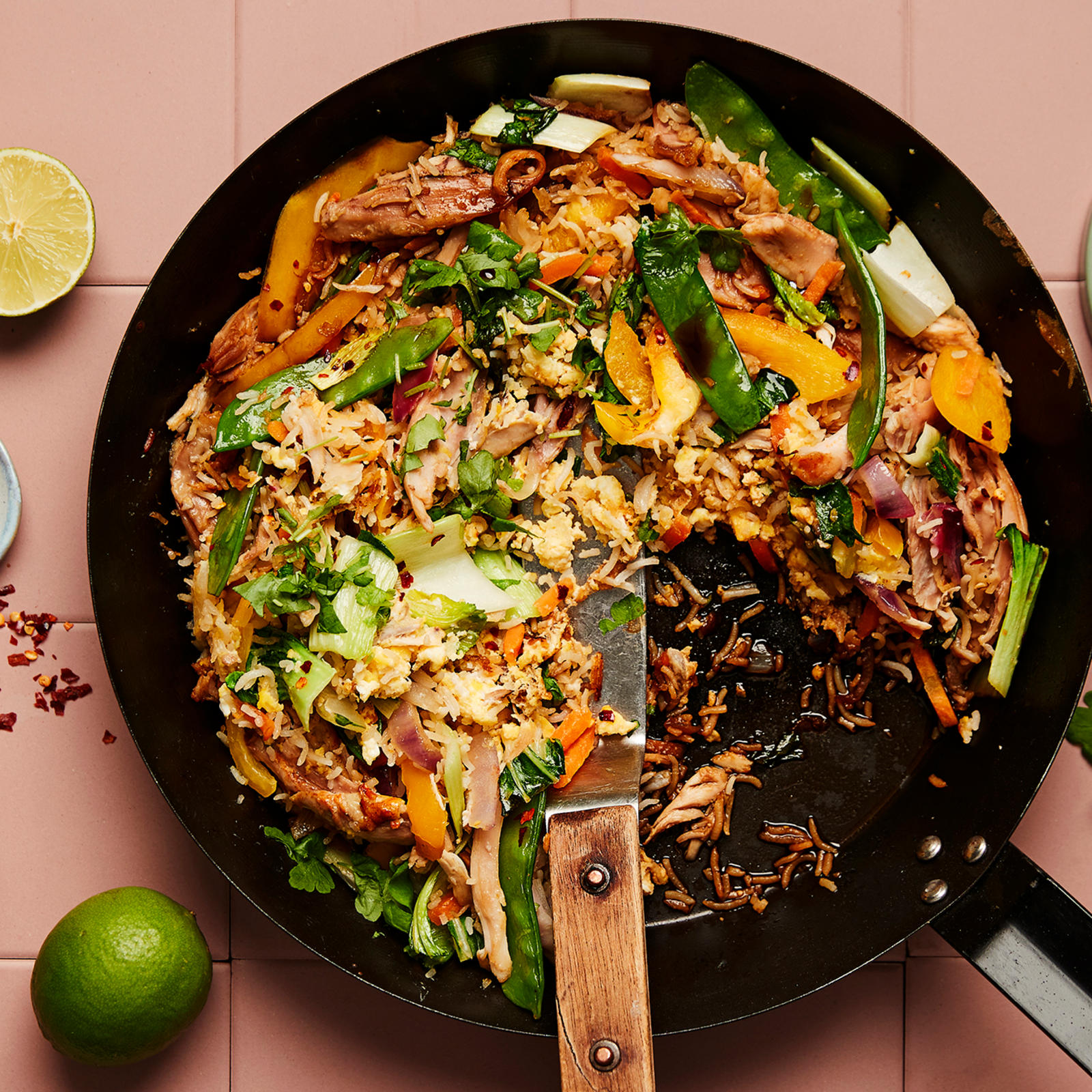 Paistettu riisi ja kana