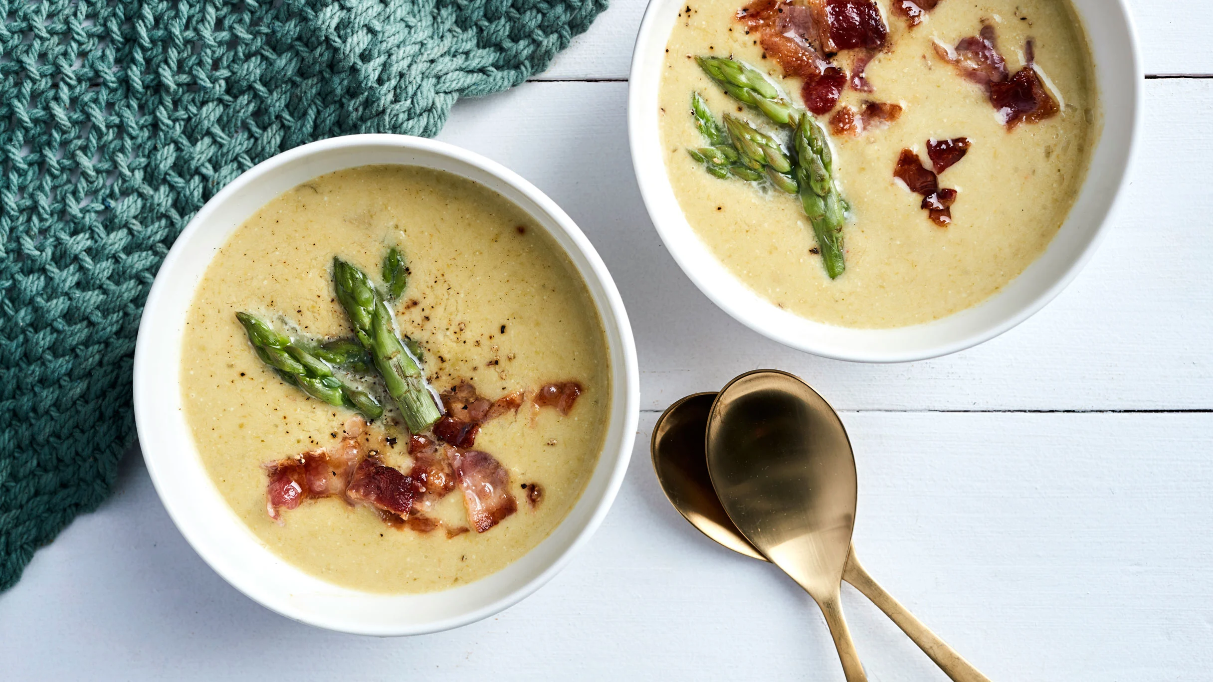 Savujuusto-parsakeitto