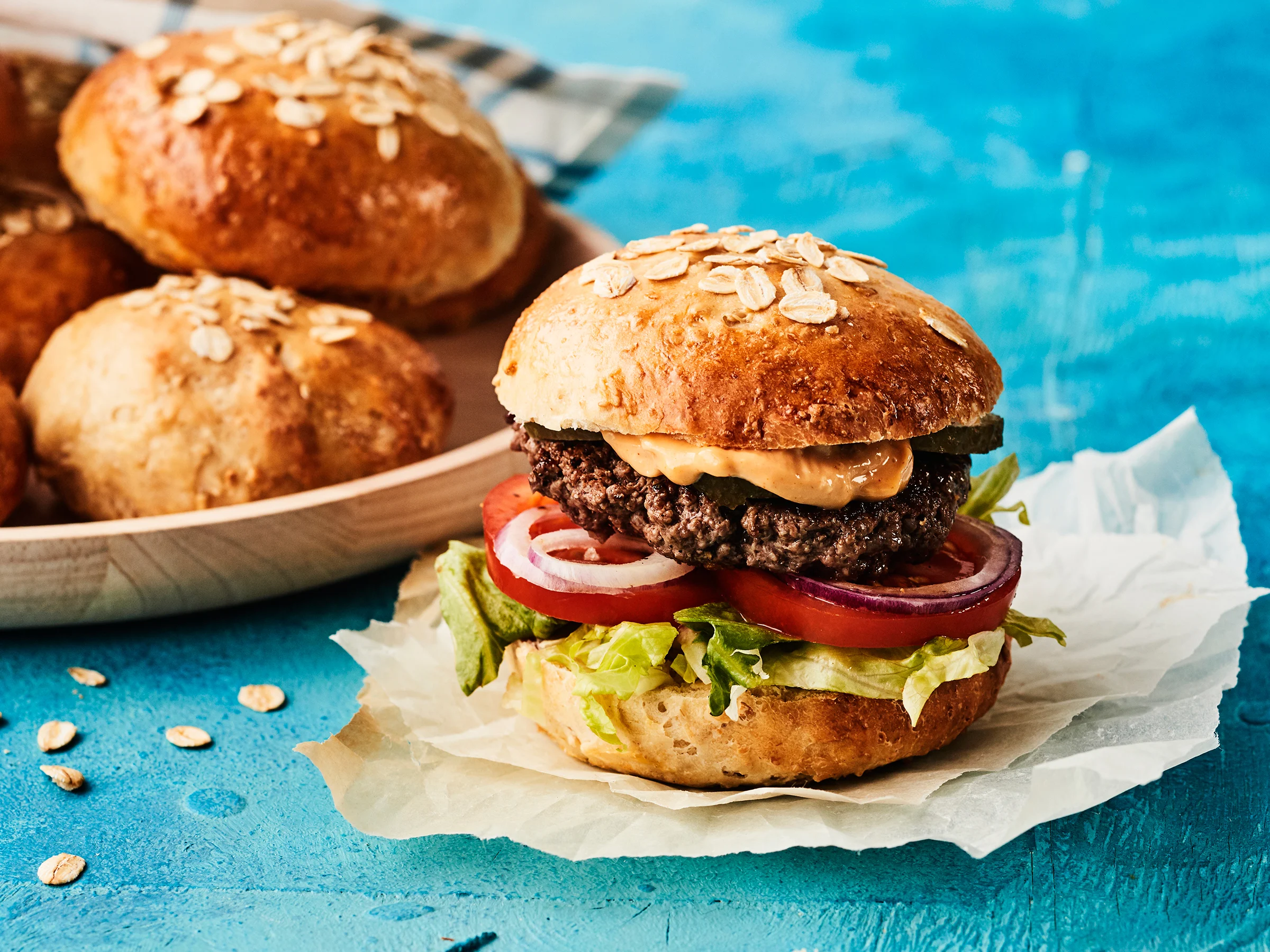 Kauraisat burgerisämpylät