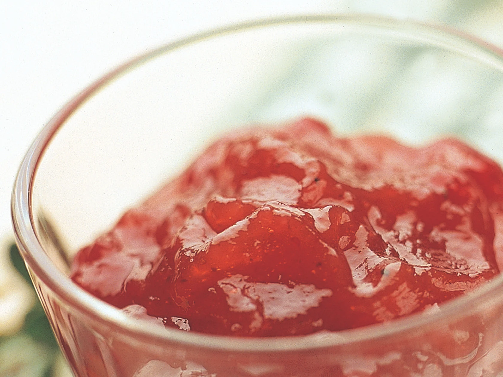 Nopea omena-puolukkahilloke