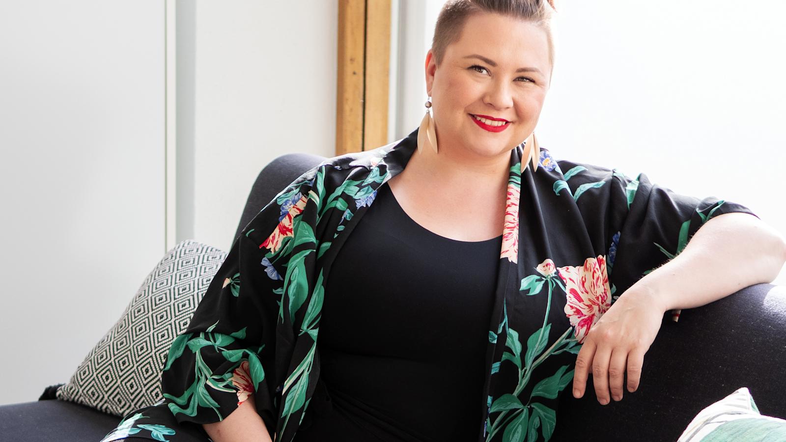 Tyyliä metsästämässä -blogin Veera Korhonen kannustaa pukemaan ylle sellaiset vaatteet, joissa on hyvä olla ja joista itse pidät.