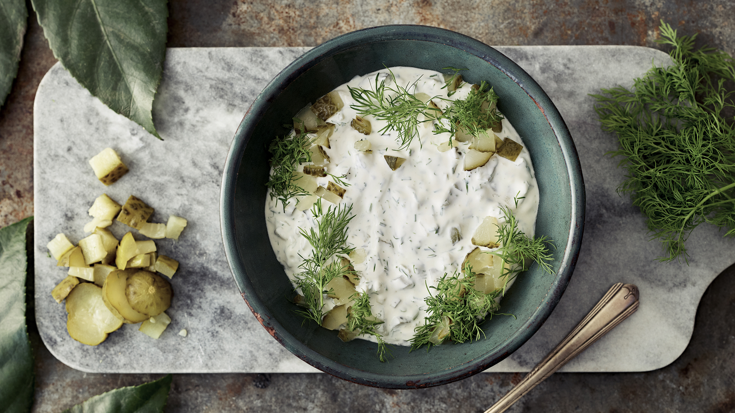 Helppo tartarkastike