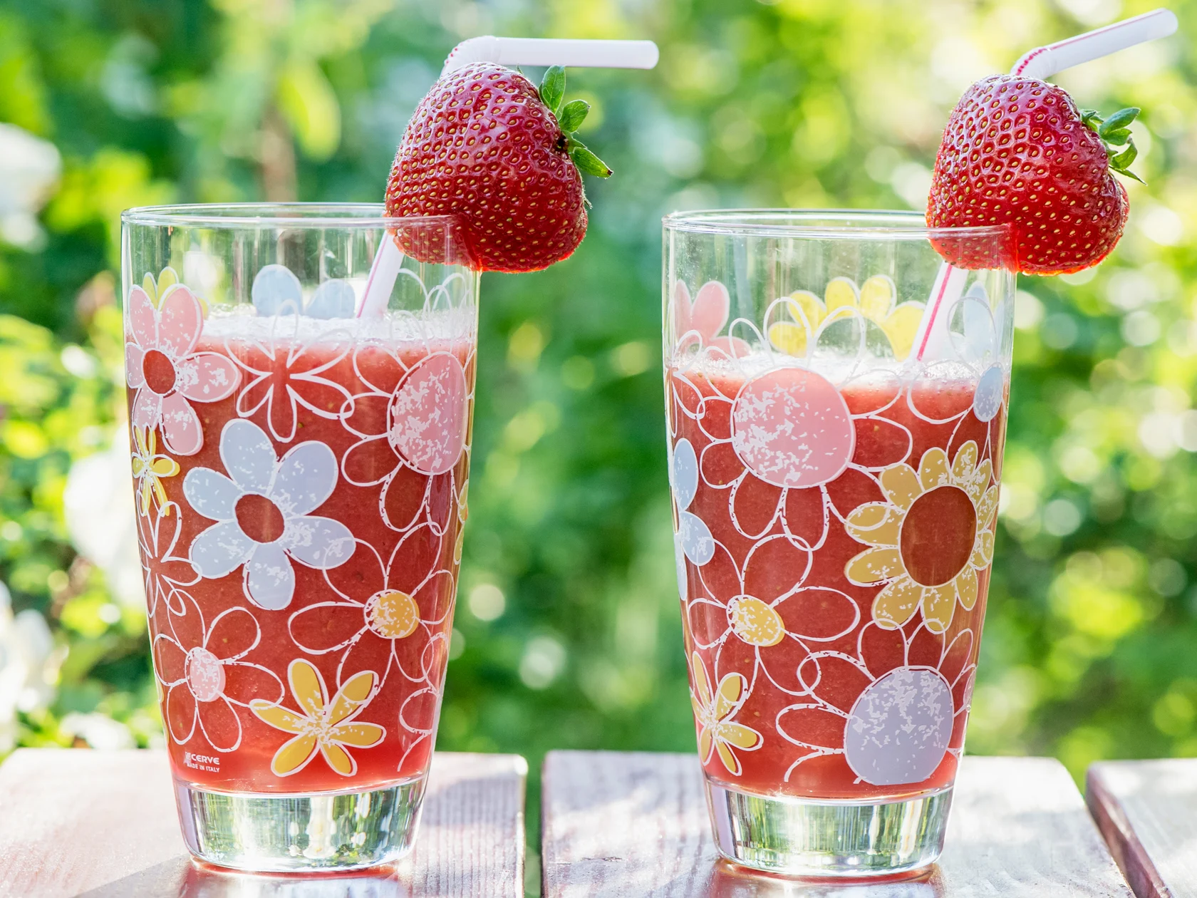 Virkistävä hedelmäsmoothie