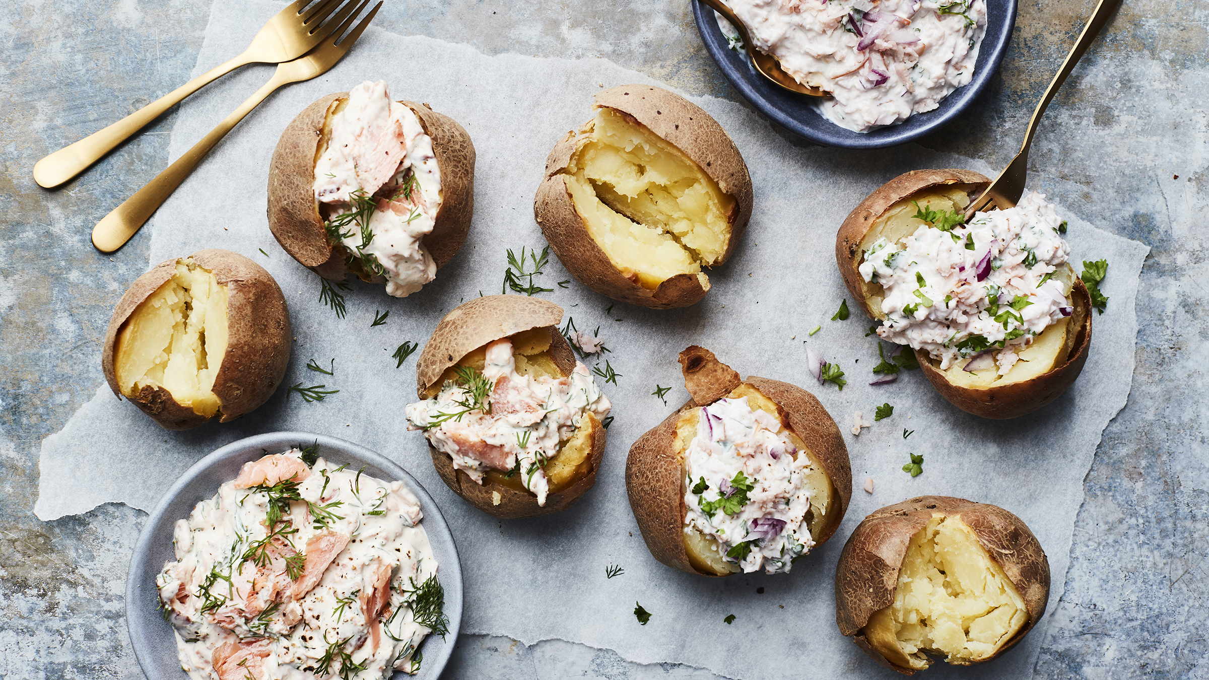 Uuniperunat ja savulohitäyte