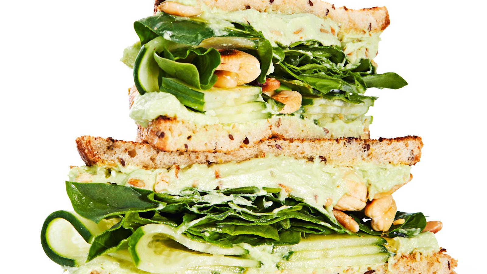 Avokado-feta-kolmiot