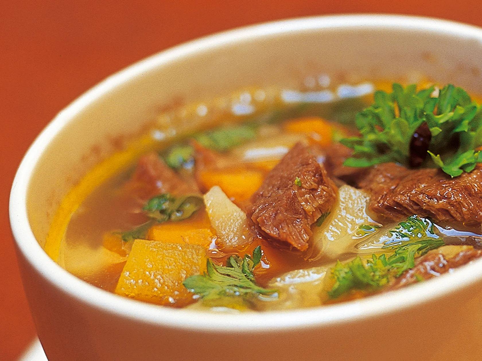 Perinteinen lihakeitto